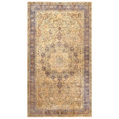Early 20th Century Persian Kirman Carpet ( 10'9" x 19'6" - 327 x 594 )