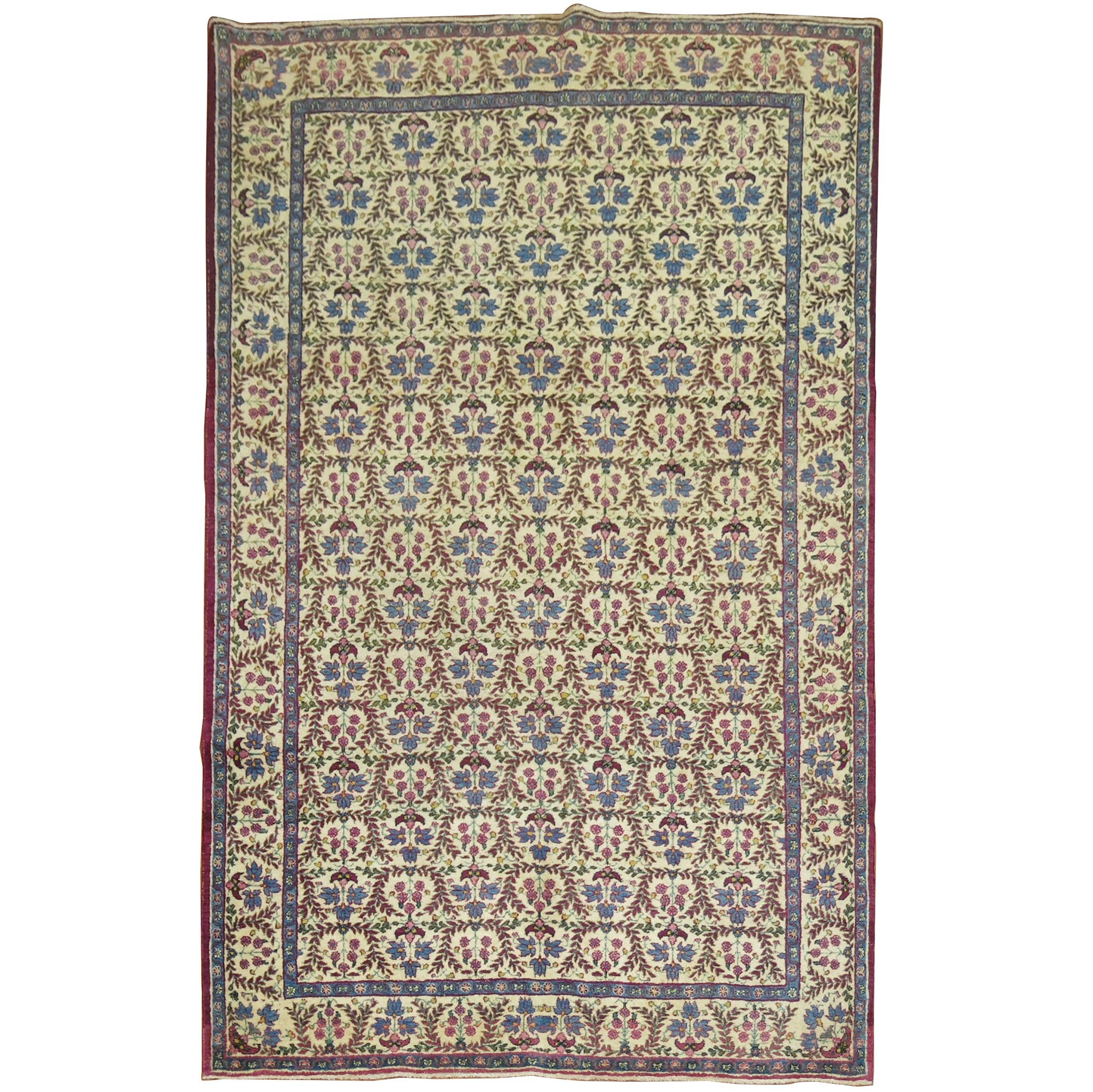 Antiker persischer Kerman-Teppich im Angebot