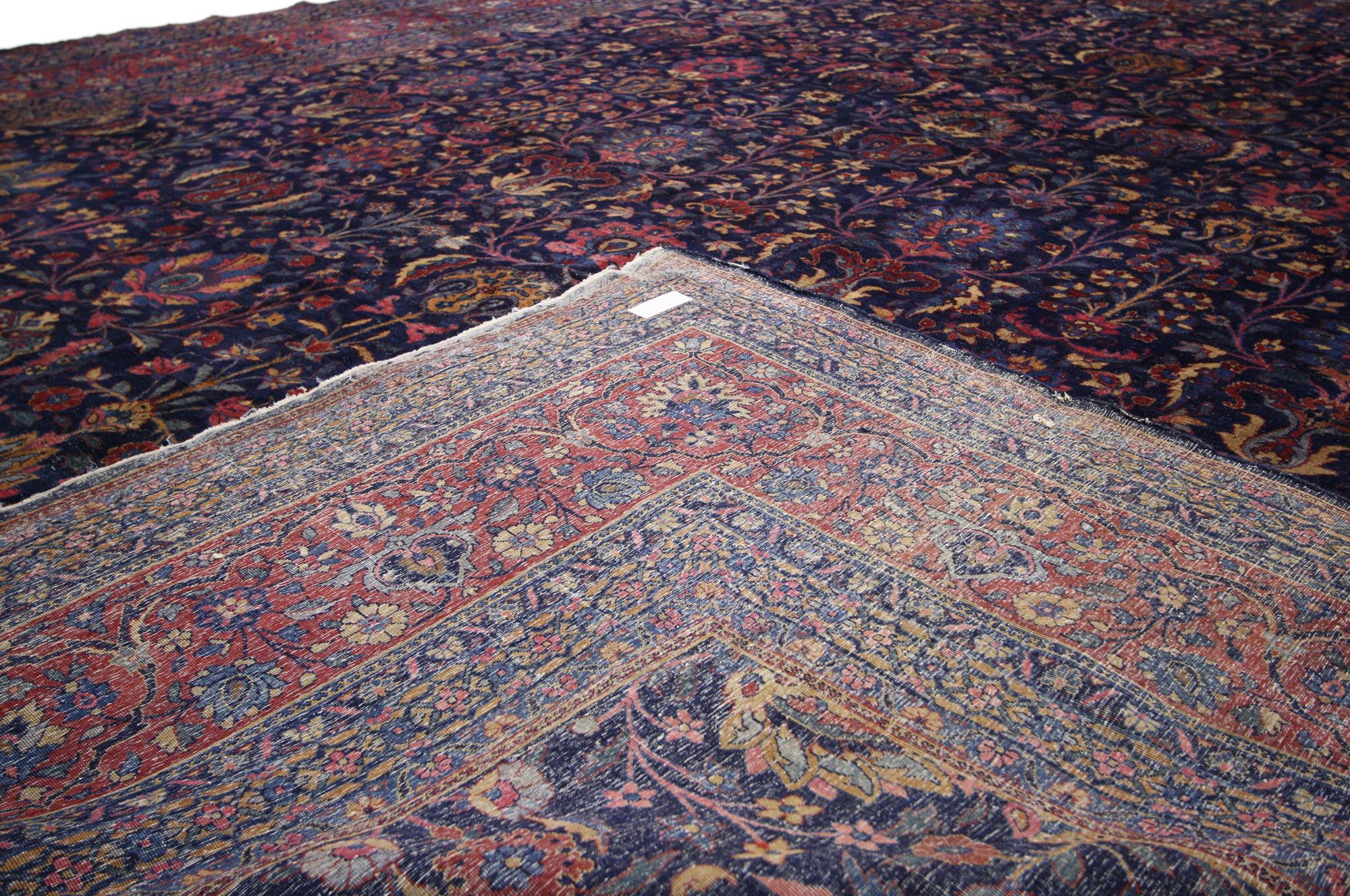 Tapis persan ancien de Kerman, tapis de salon de l'hôtel Bon état - En vente à Dallas, TX