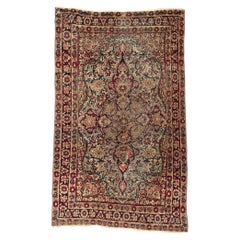 Antiker persischer Kerman-Teppich, Quiet Luxury Meets Classic Elegance