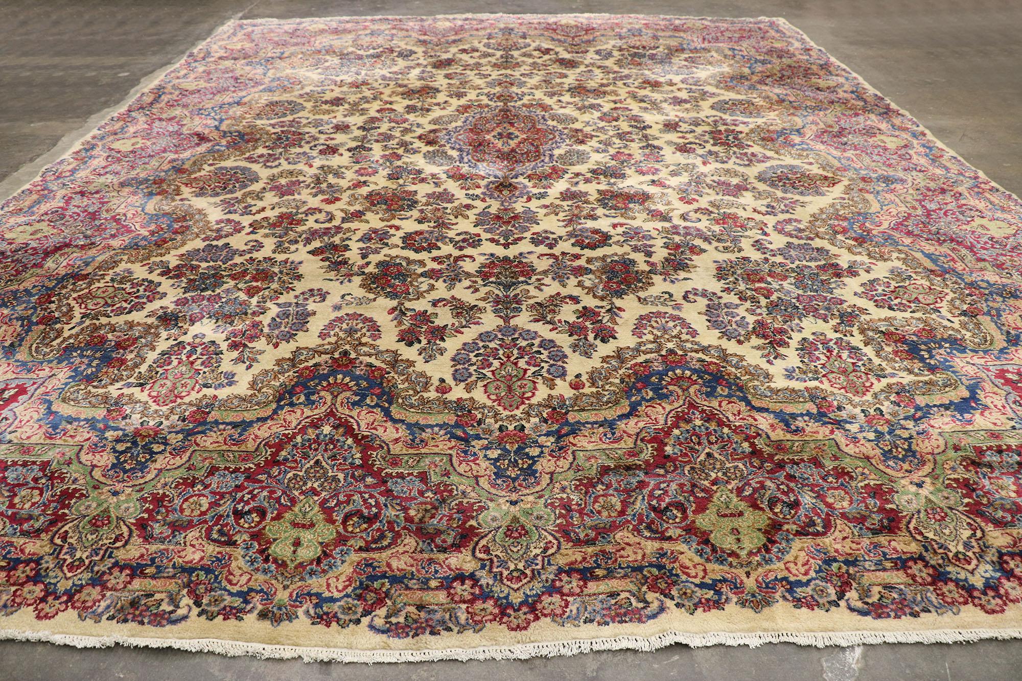 Laine Ancien tapis persan Kerman de style victorien français, tapis Kirman ancien en vente