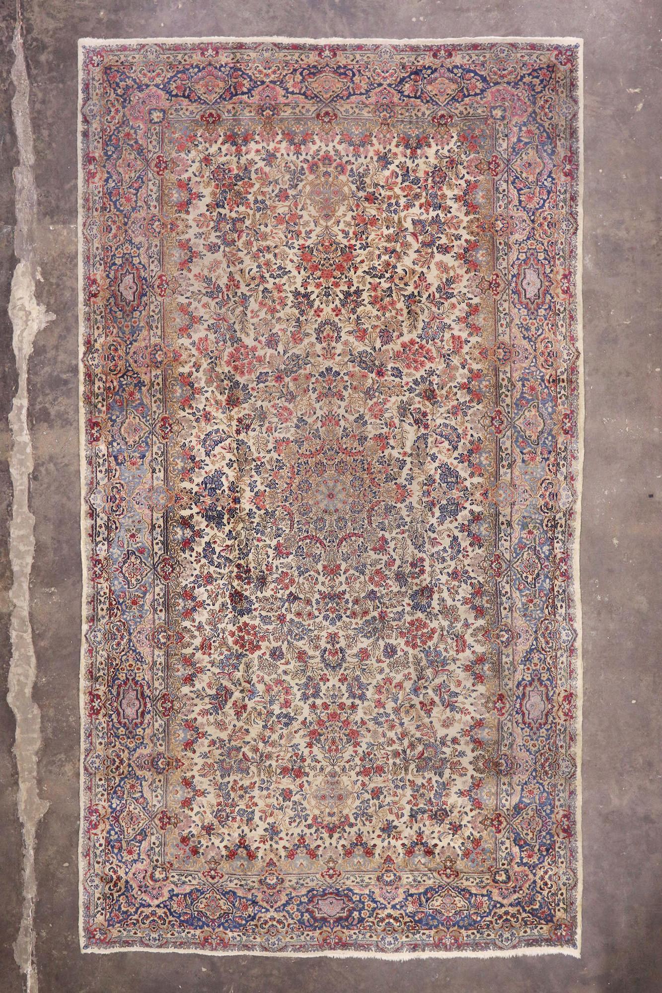 Antique Persian Kerman Rug, 09'07 x 17'06 For Sale 1