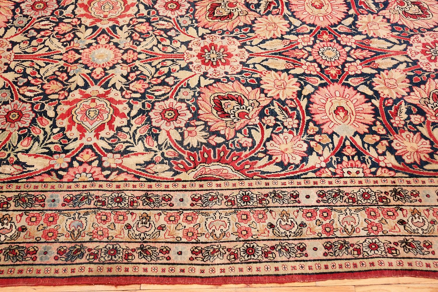 Antique Kerman rug, country of origin: Persia, date circa late 19th century. Size: 4 ft. 8 in x 15 ft. 4 in (1.42 m x 4.67 m)

