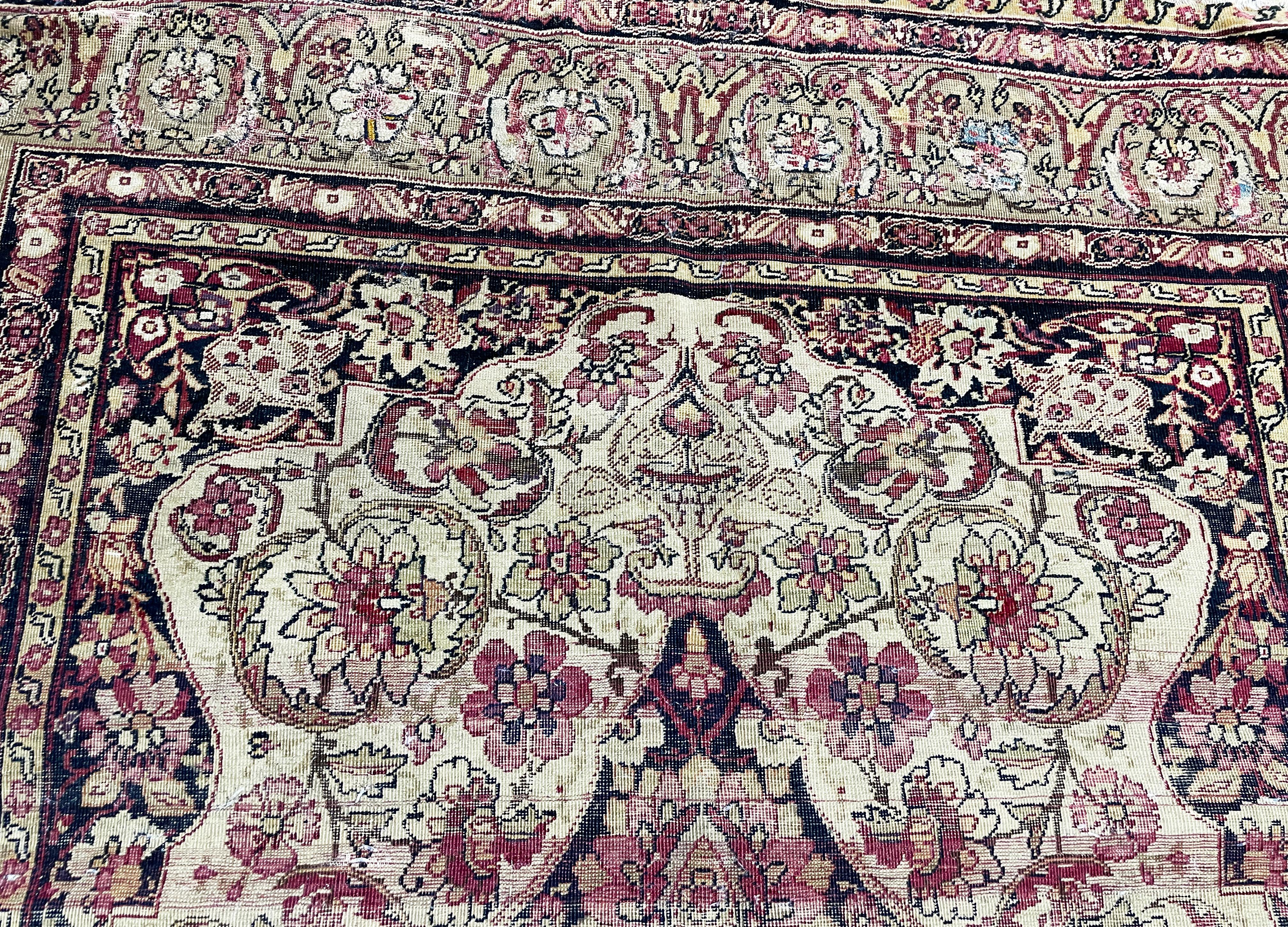 Antiker persischer Kermanshah/Laver-Teppich aus Persien, ca. 1880er Jahre, extrem fein  (Kirman) im Angebot