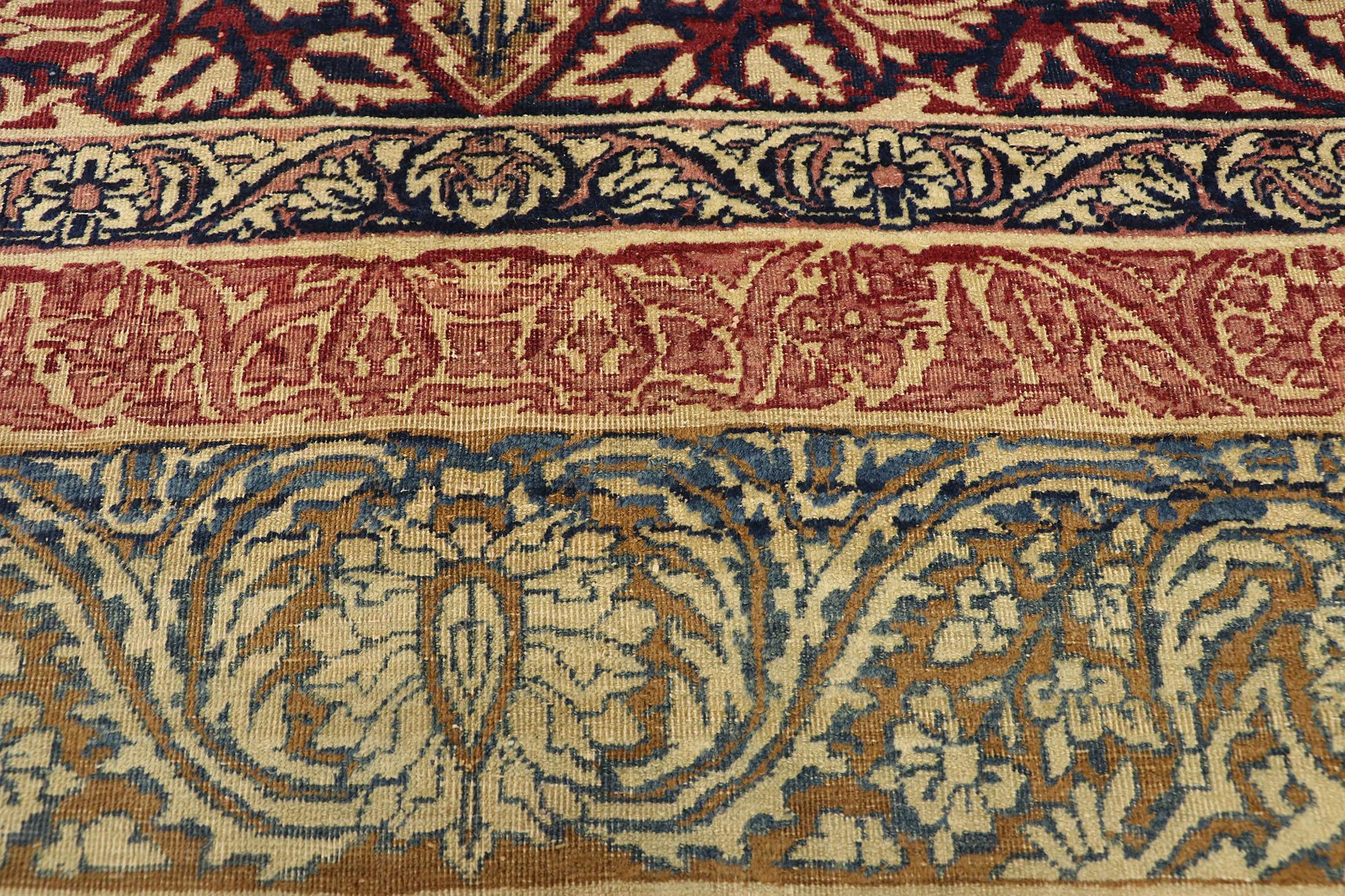 Antiker persischer Kermanshah-Teppich im William Morris Arts & Crafts-Stil (Persisch) im Angebot