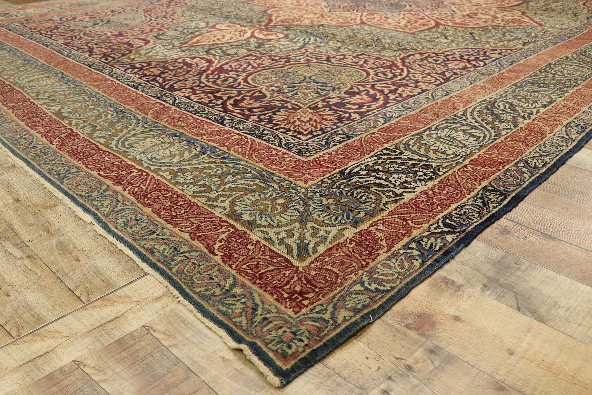 Antique Persian Kermanshah Rug with William Morris Arts & Crafts Style In Good Condition For Sale In Dallas, TX