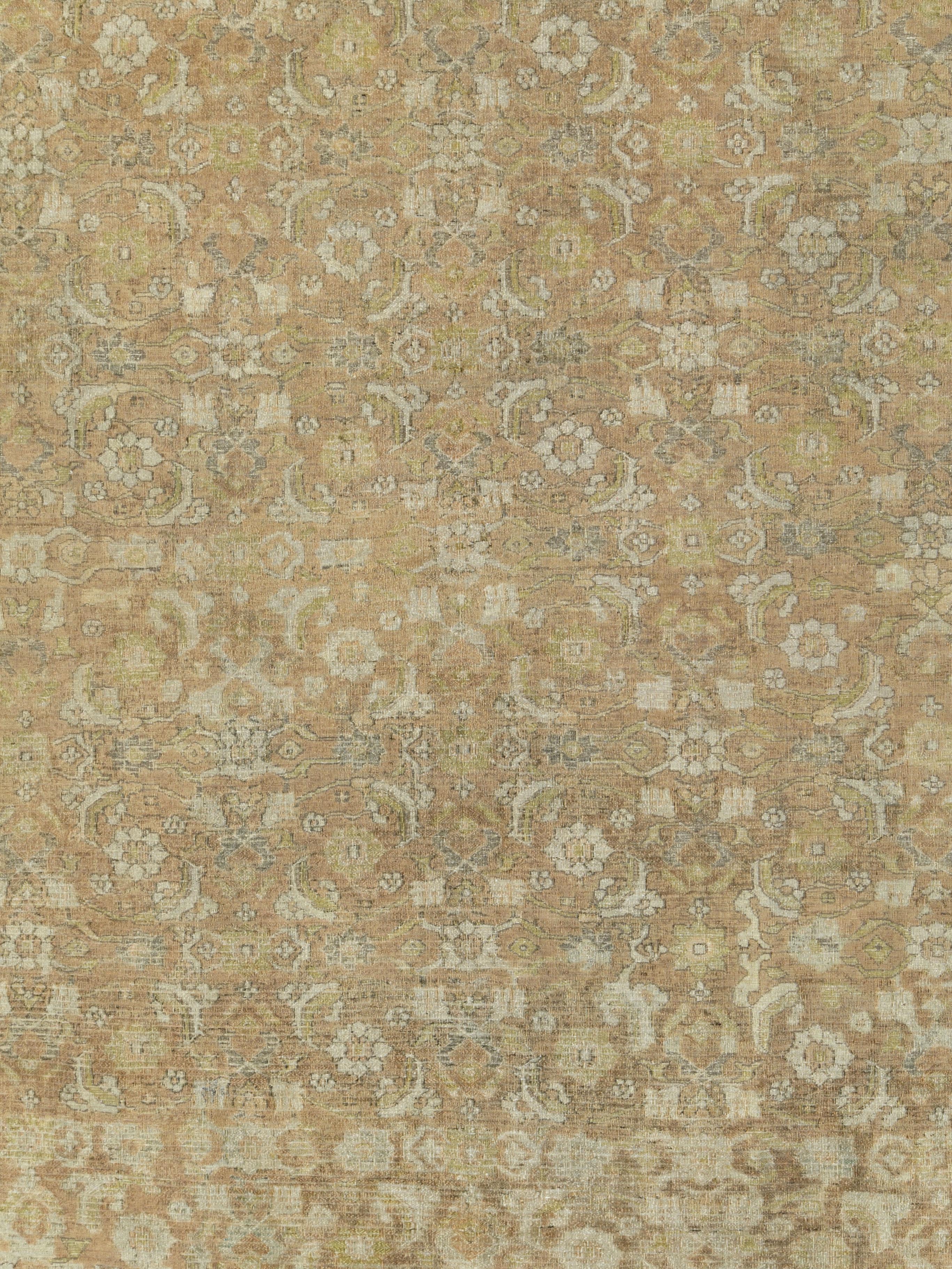 Ein antiker persischer Khorassan-Teppich aus dem frühen 20.

Maße: 10' 7