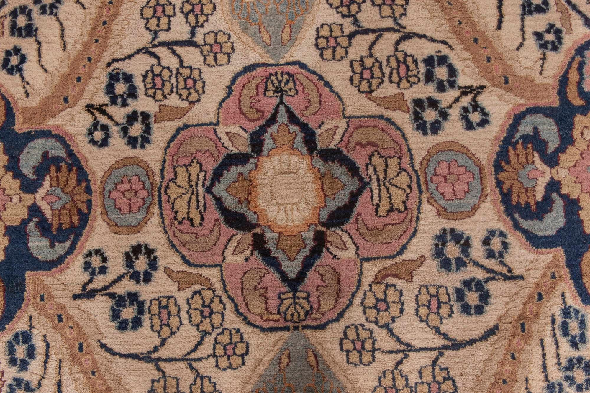 Antique Persian Khorassan hand knotted wool rug
Size: 15'10