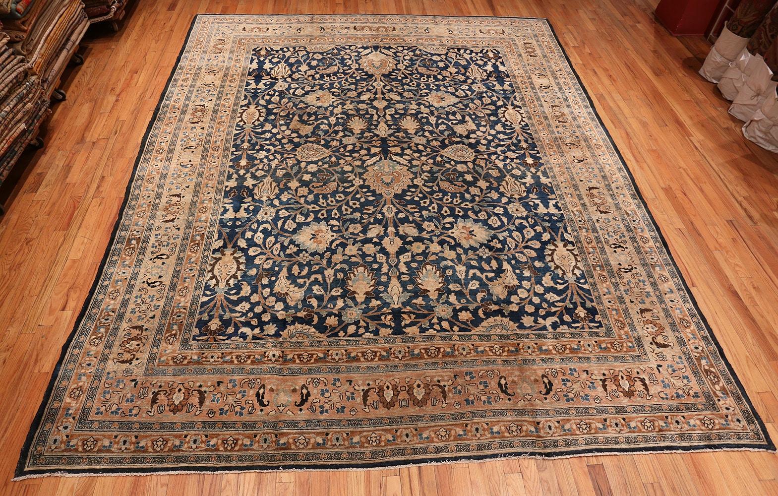 Antique Persian Khorassan Rug. 12 ft 2 in x 15 ft 9 in  In Excellent Condition For Sale In New York, NY