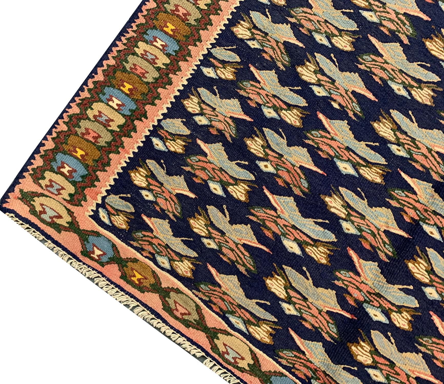 Antiker Kelim-Teppich aus Wolle, Kurdischer Senneh- Kelim (Handgeknüpft) im Angebot