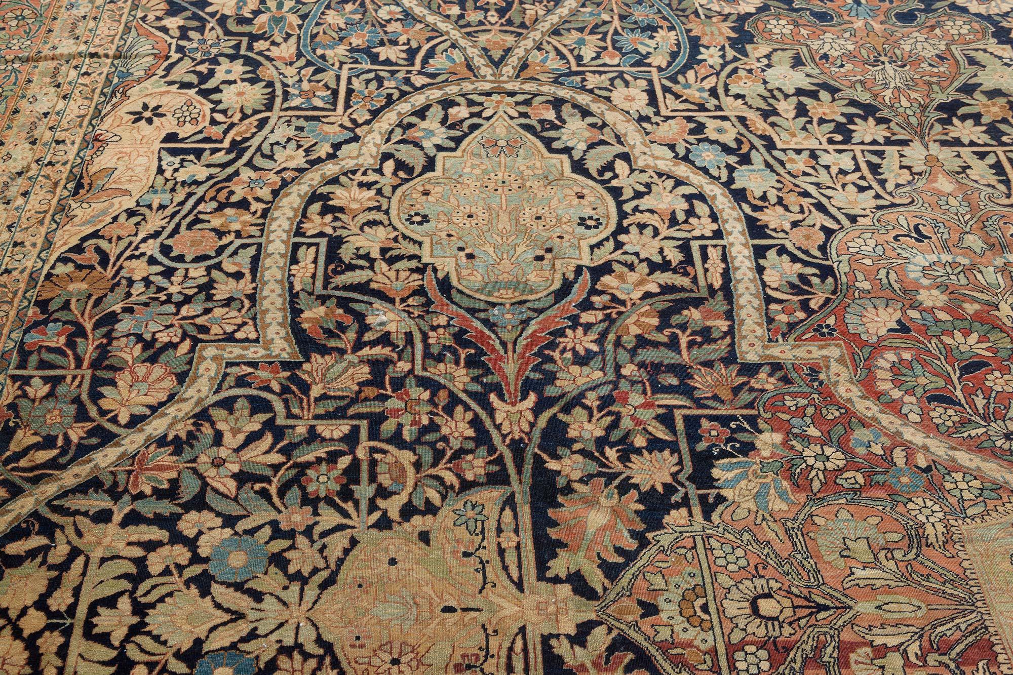 Antique Persian Kirman Handmade Wool Carpet In Good Condition For Sale In New York, NY