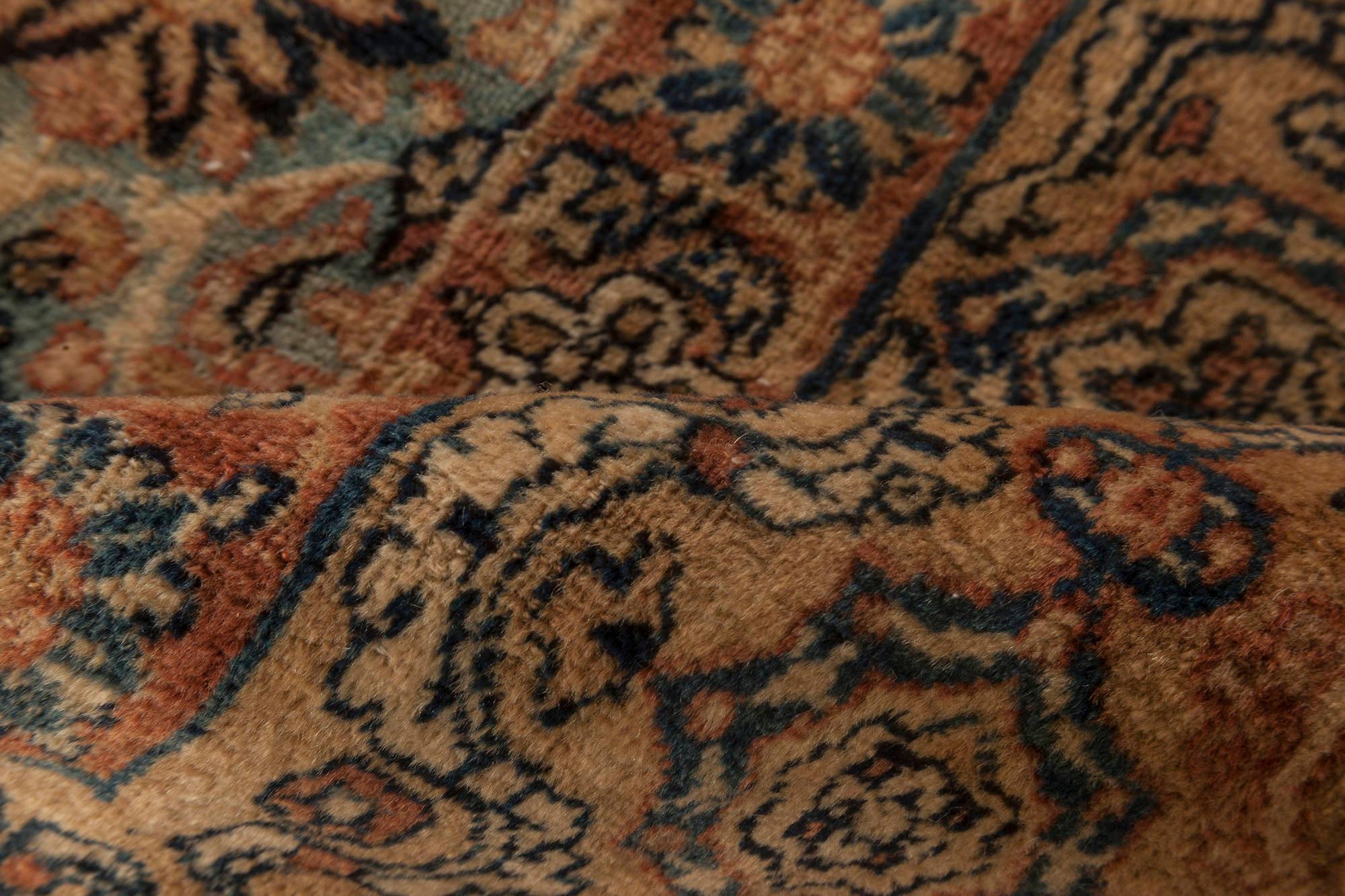 Fine Antique Persian Kirman handwoven wool rug
Size: 4'2