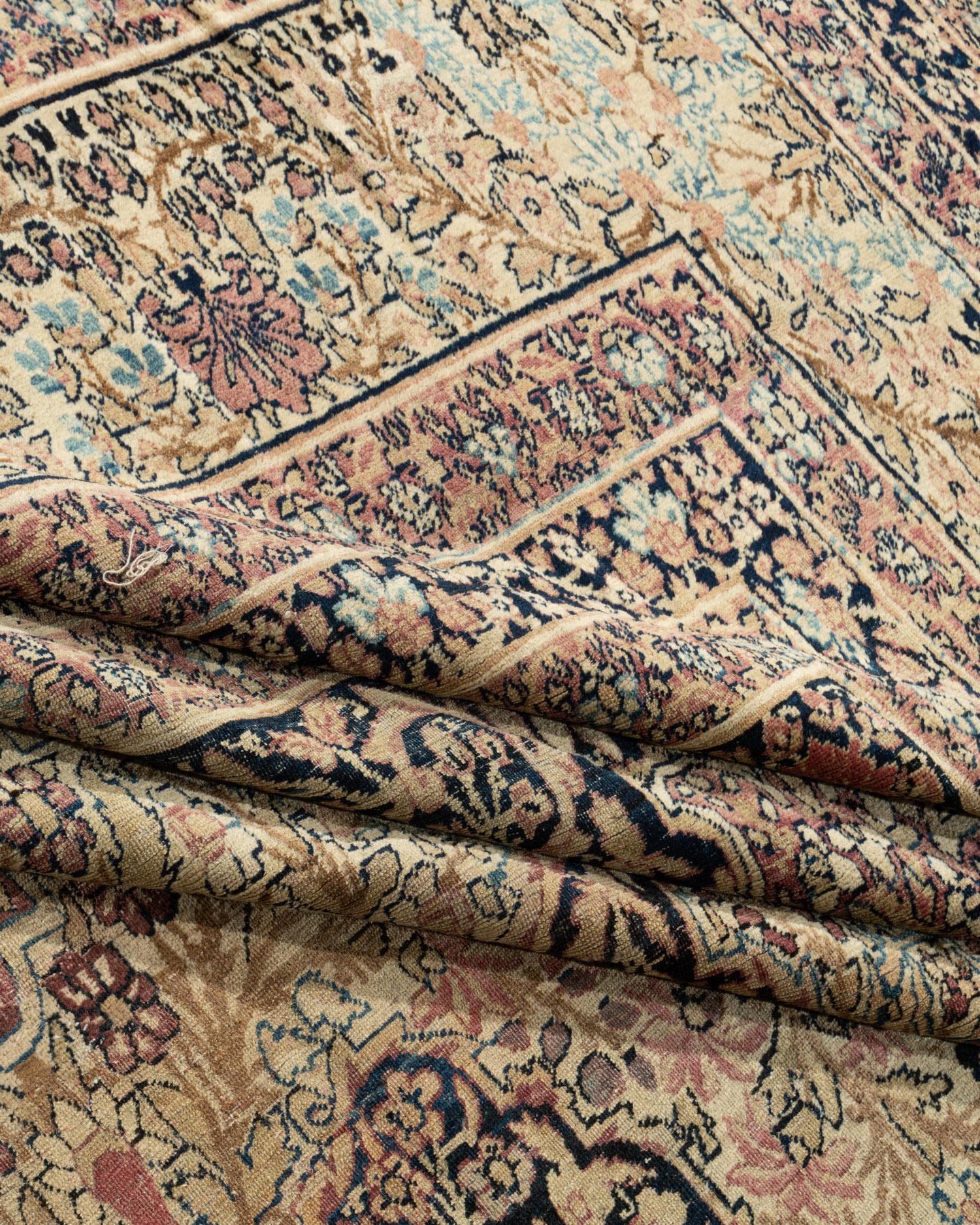 Antiker persischer Kirman-Teppich, um 1880  10'10 x 16'3 im Angebot 5