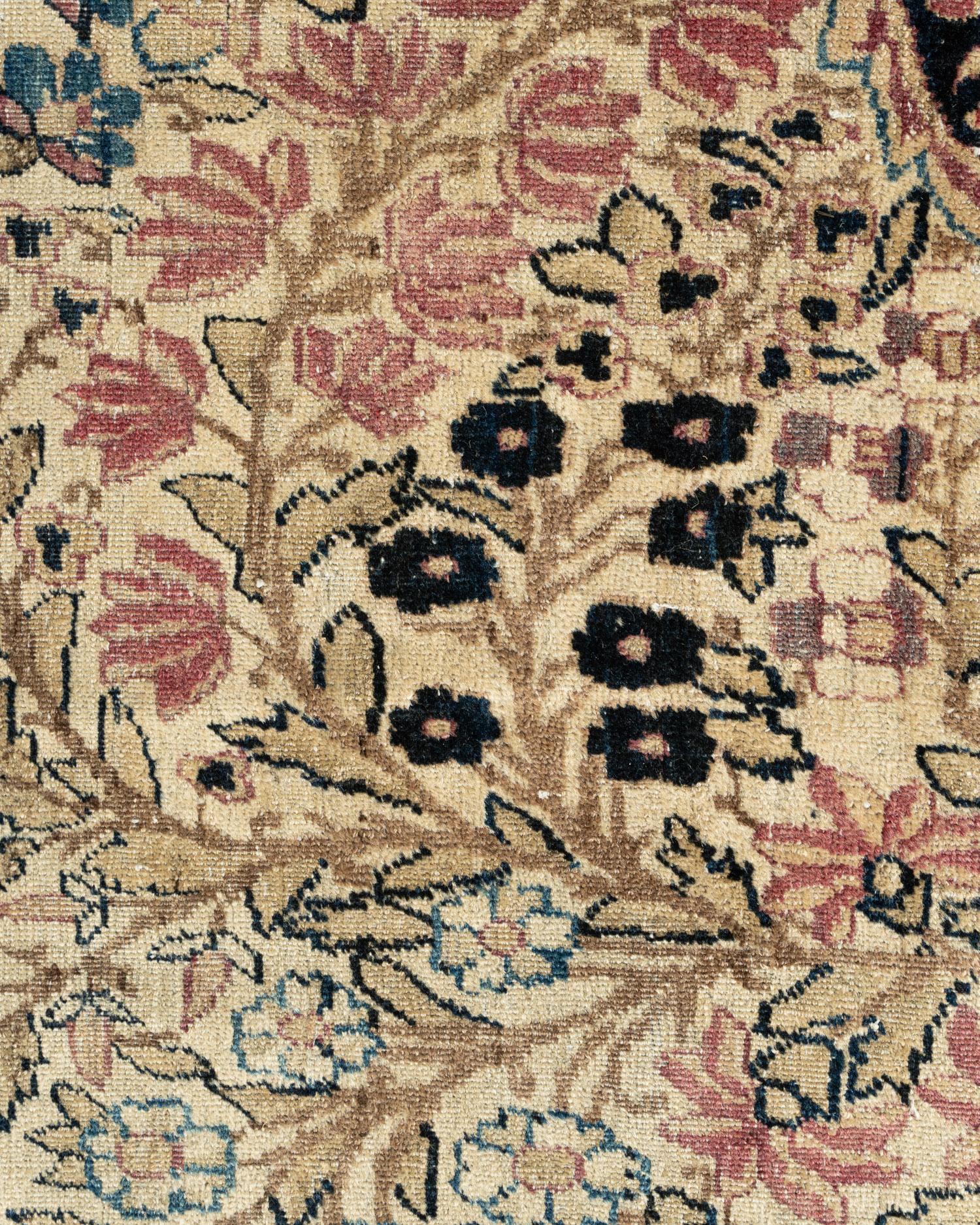 Antiker persischer Kirman-Teppich, um 1880  10'10 x 16'3 im Angebot 6
