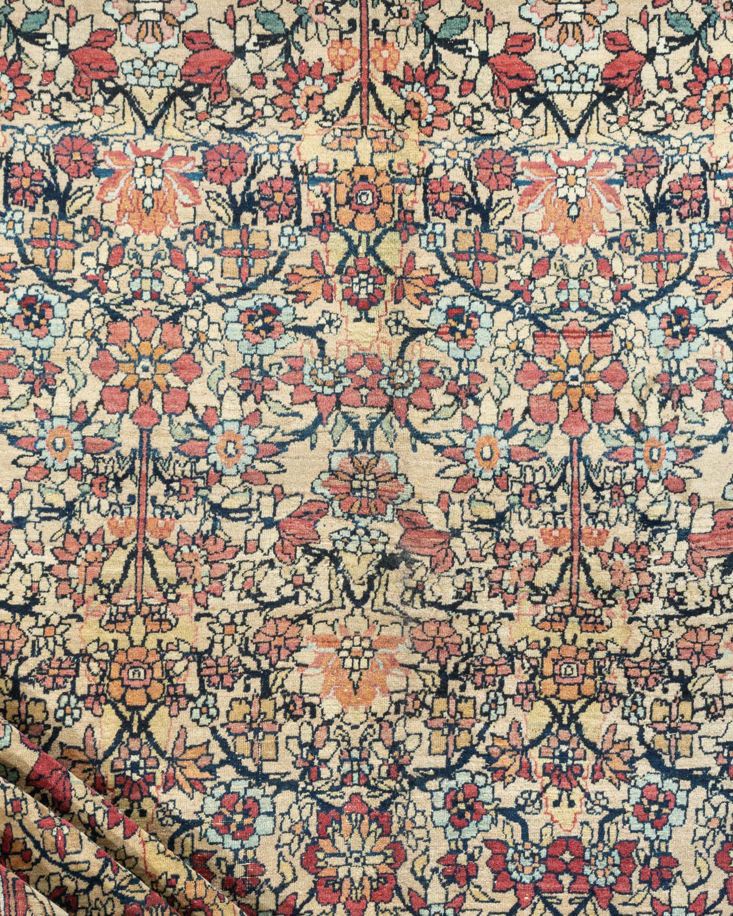 Antique Persian Kirman Rug, circa 1900  8'8 x 13'5 In Good Condition For Sale In New York, NY