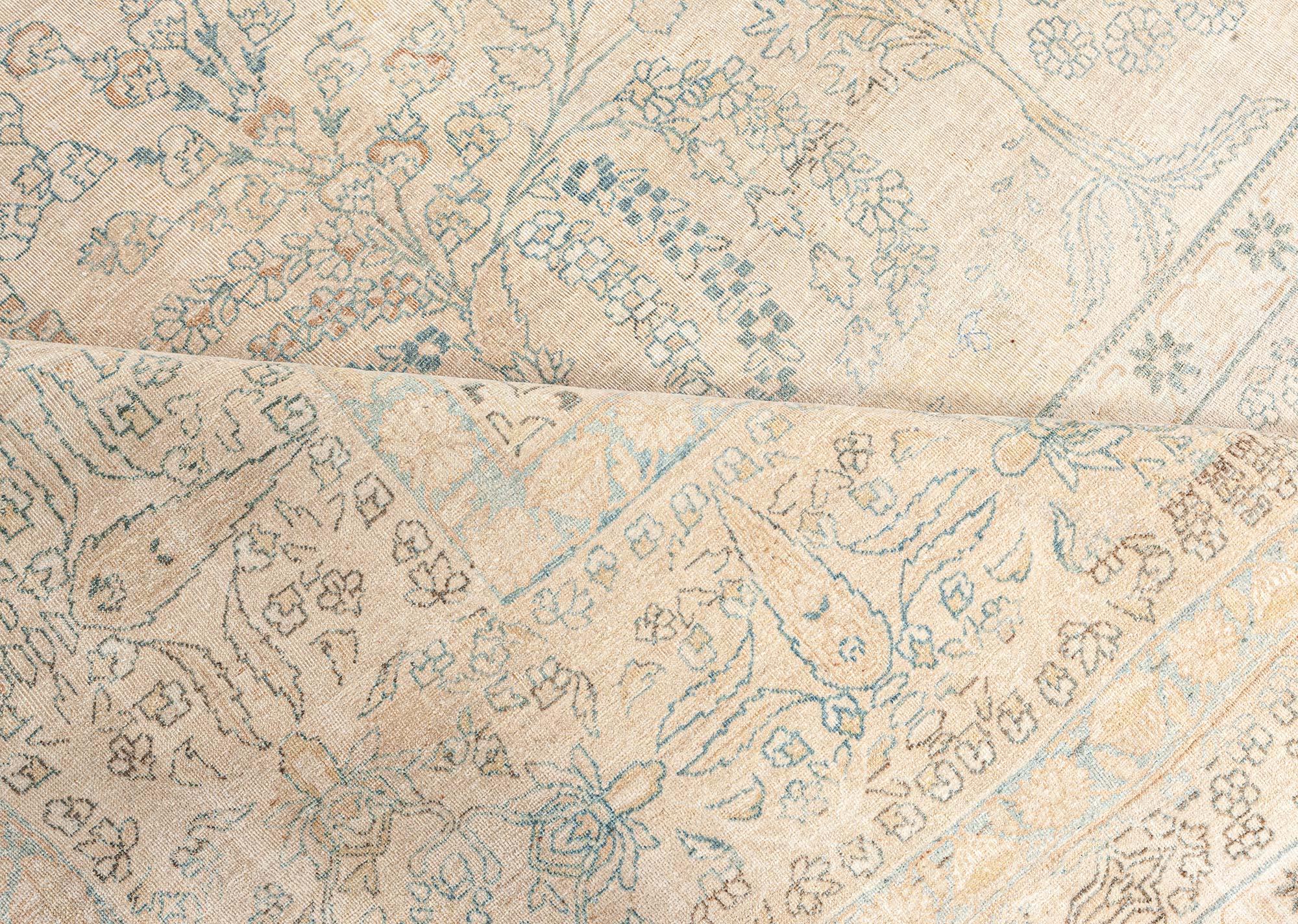 Antique Persian Kirman rug
Size: 11'3