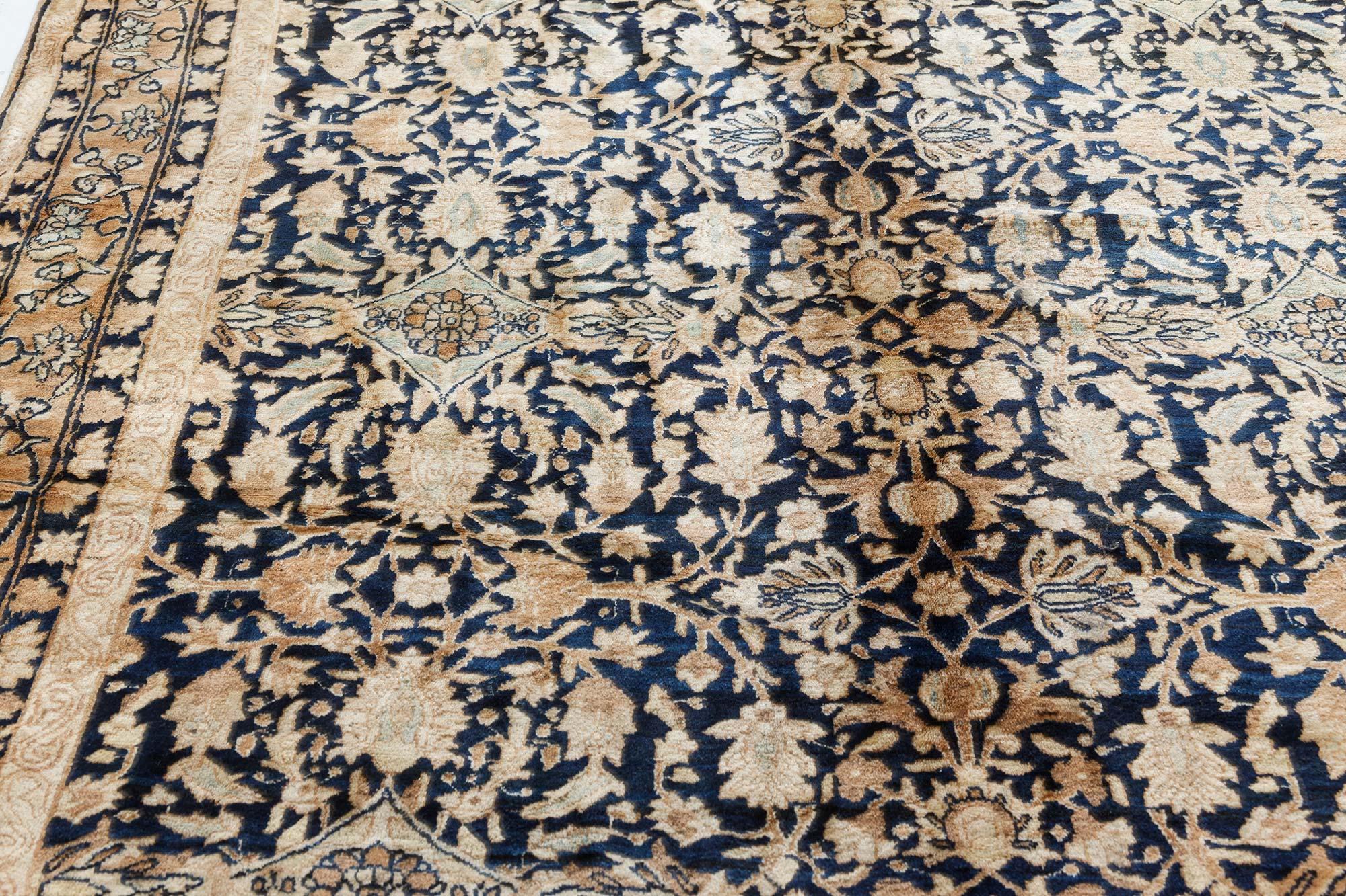 Doris Leslie Blauer authentischer persischer Kirman Handgefertigter Teppich aus Wolle im Zustand „Gut“ im Angebot in New York, NY