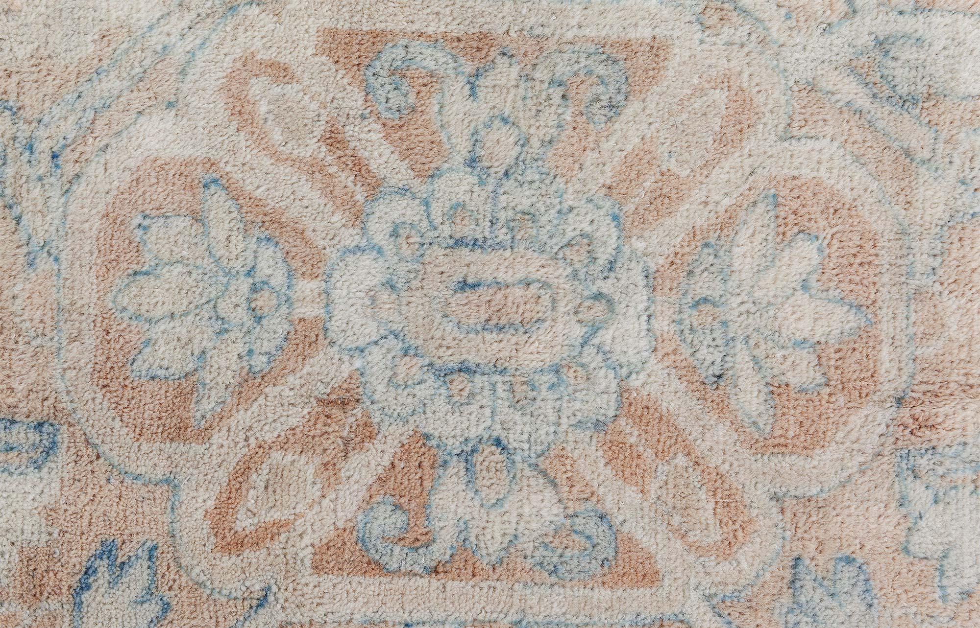 Antiker persischer Kirman-Teppich Doris Leslie Blau im Zustand „Gut“ im Angebot in New York, NY