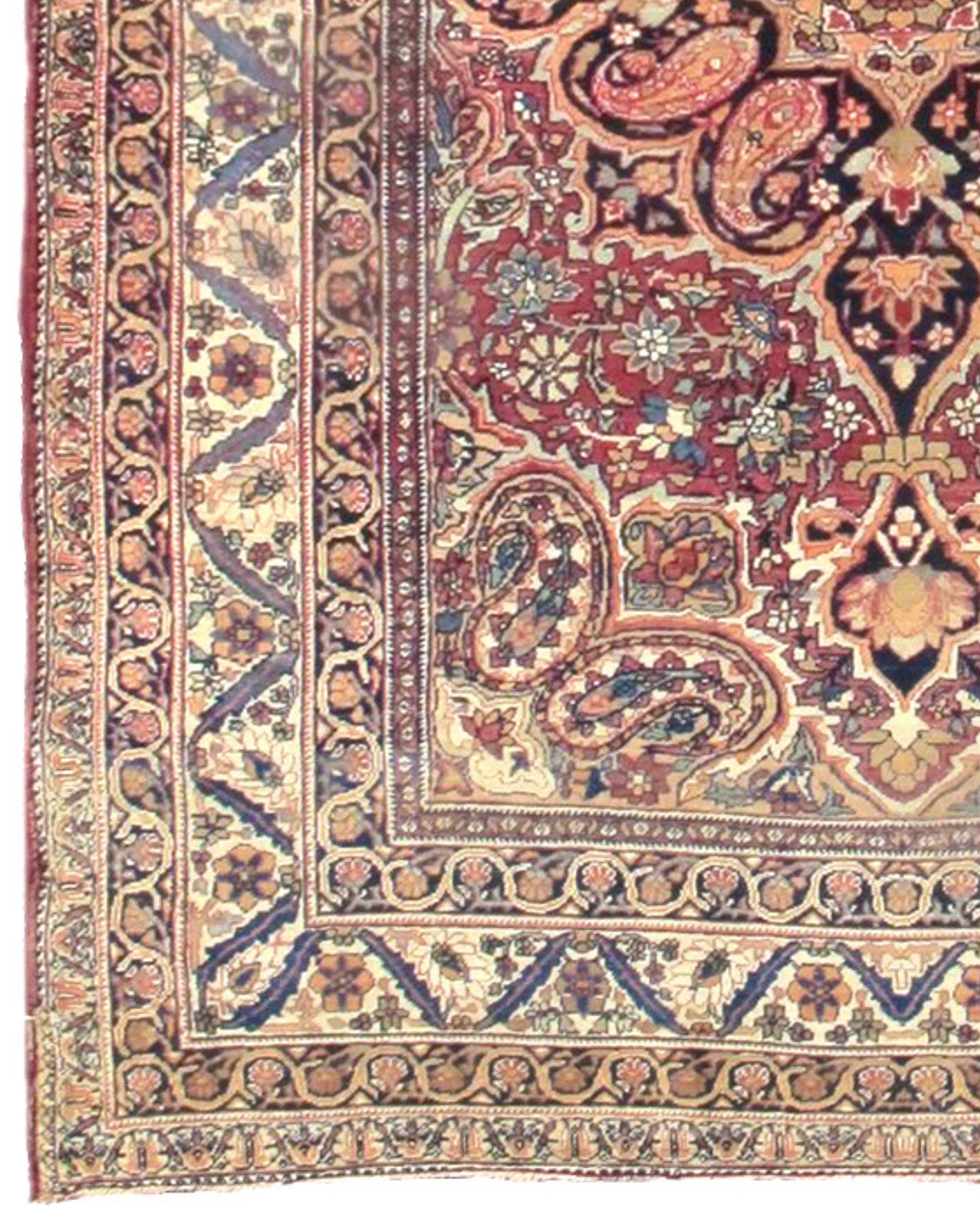 Antique Persian Kirman Rug, Late 19th Century In Excellent Condition For Sale In San Francisco, CA