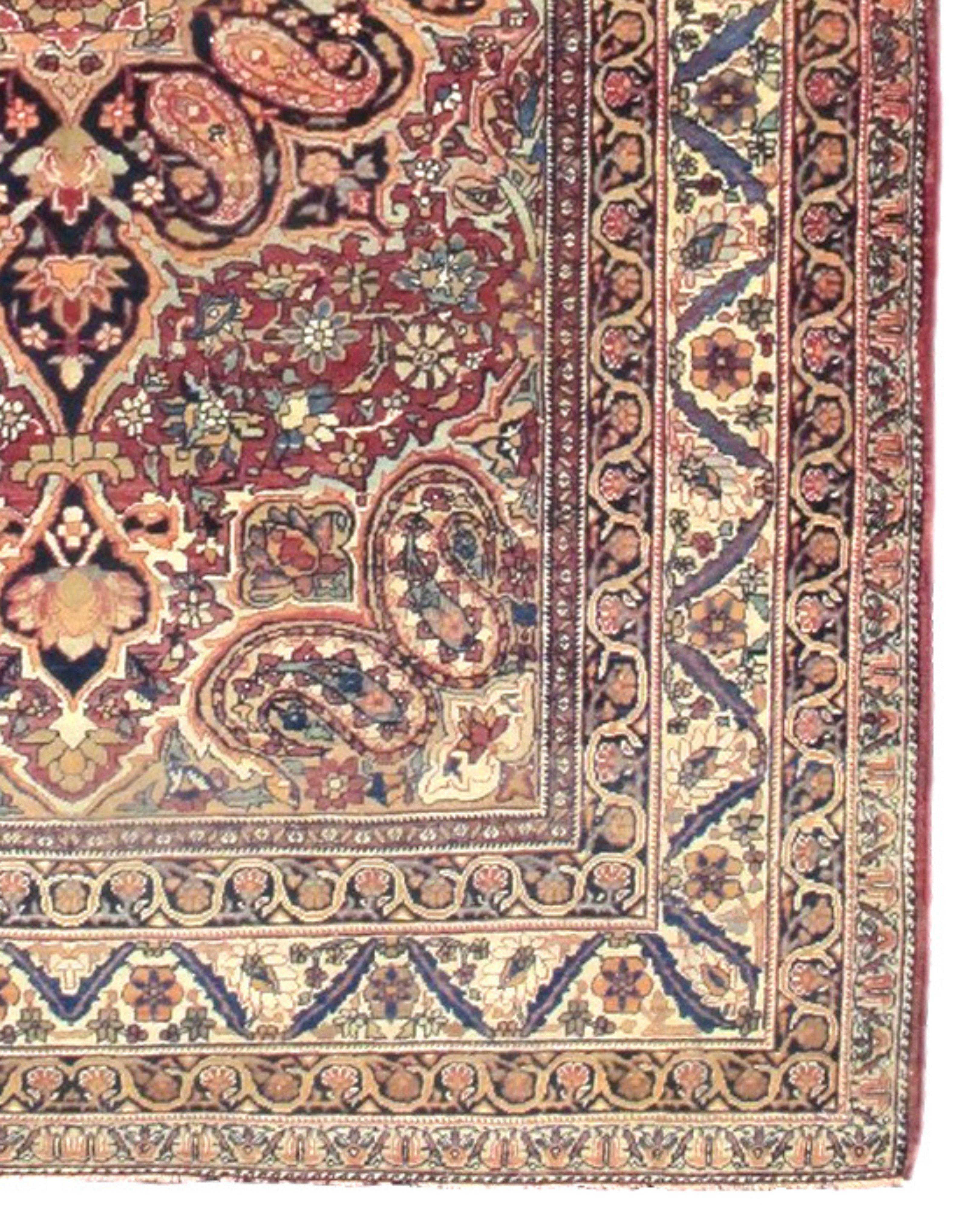 Wool Antique Persian Kirman Rug, Late 19th Century For Sale