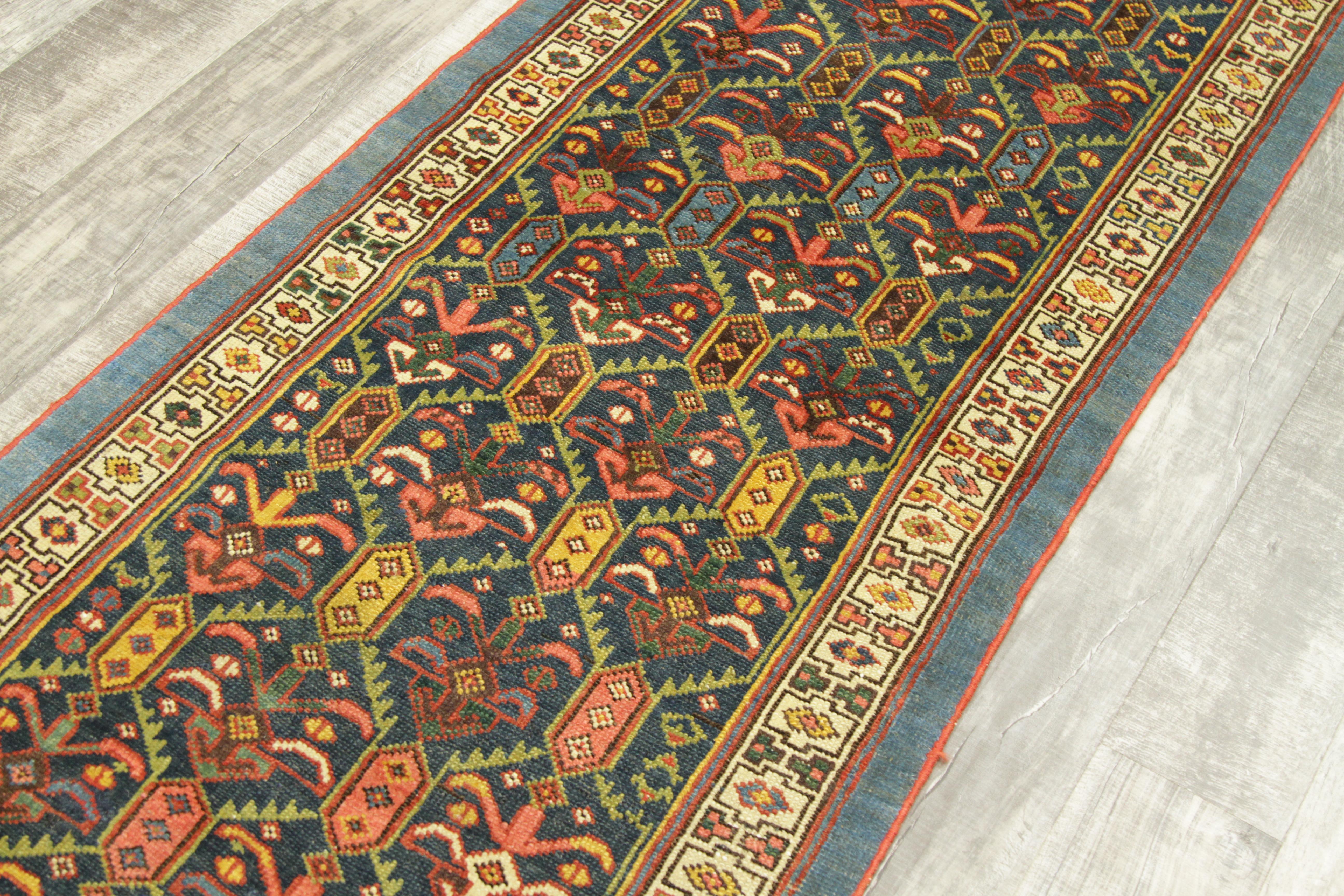 Antico tappeto runner persiano Kolayaei, 1920 circa in vendita 5
