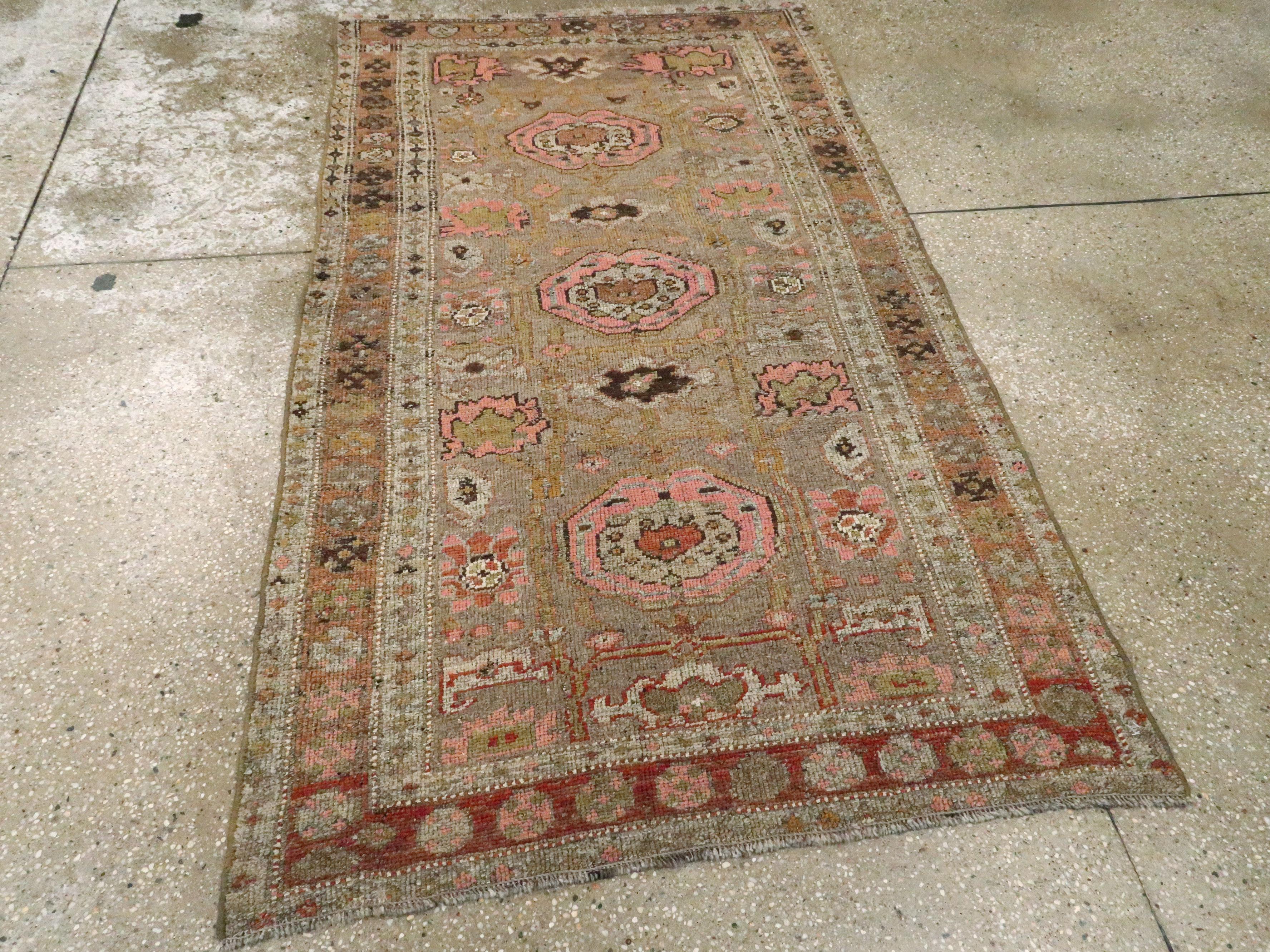 Antique Persian Kurd Rug In Good Condition For Sale In New York, NY