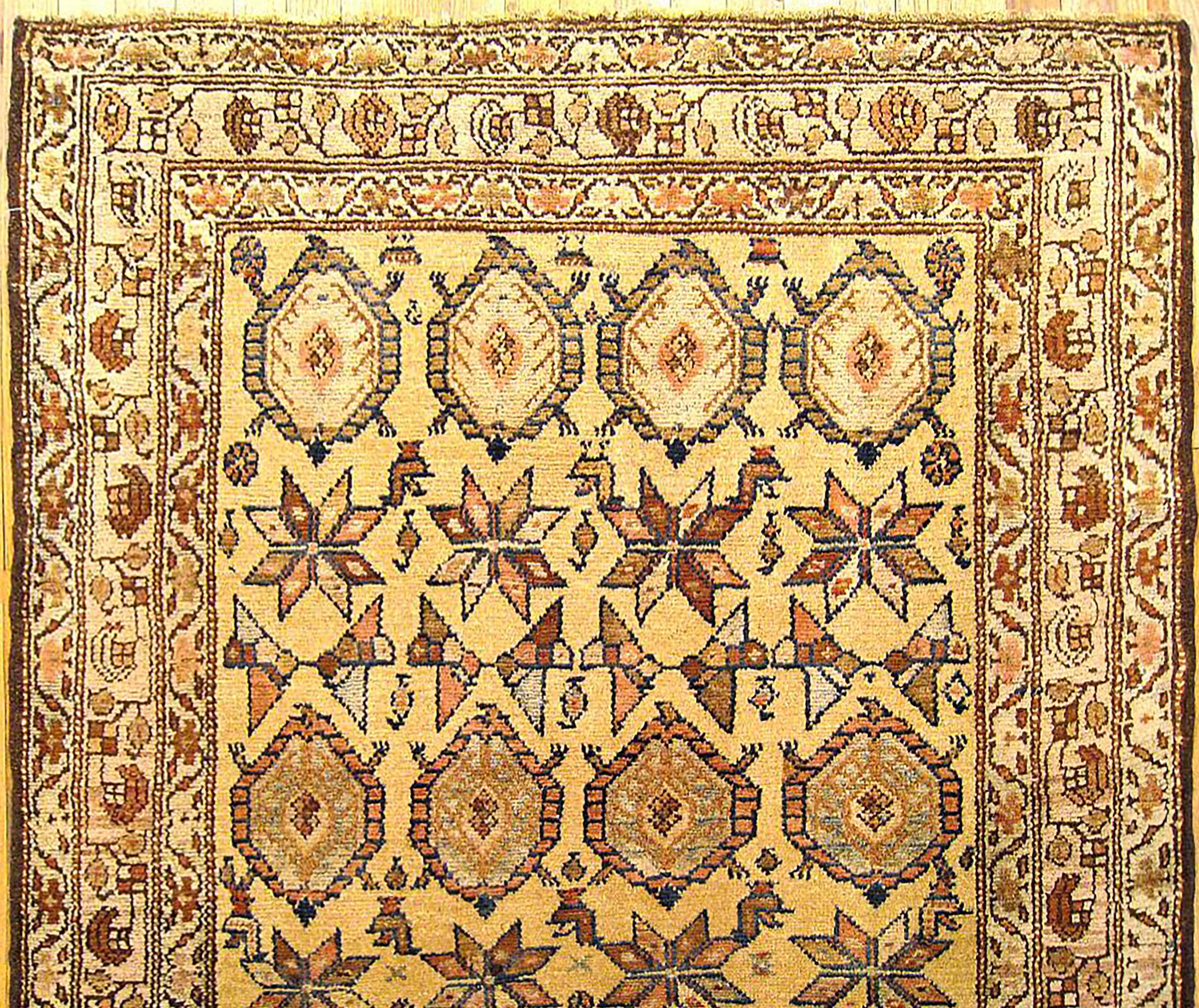 Antique Persian Kurd Rug, Small Size, W/ Paisley Design In Good Condition For Sale In New York, NY