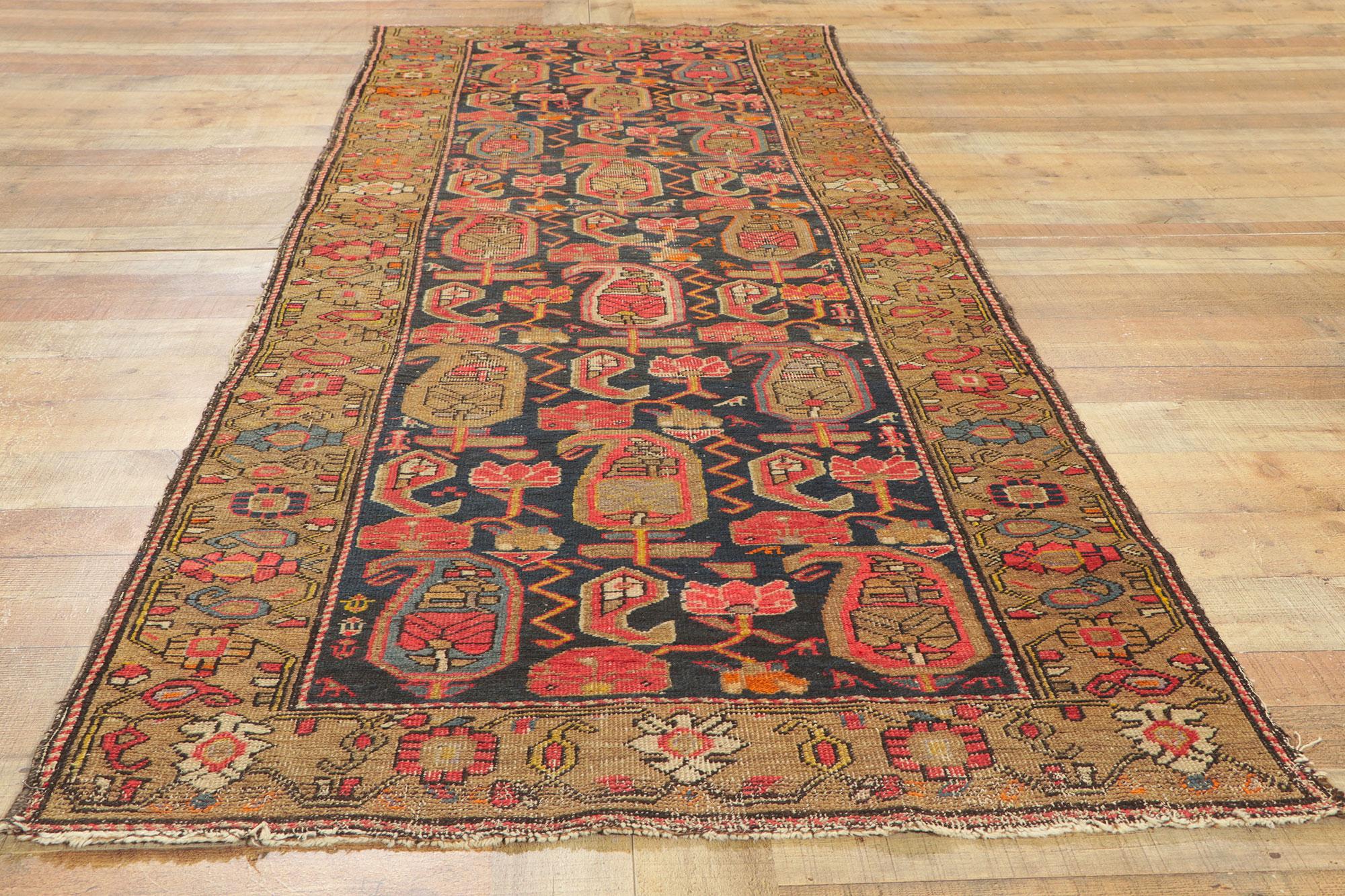 Late 19th Century Antique Persian Kurdish Carpet with Traditional Style For Sale 2