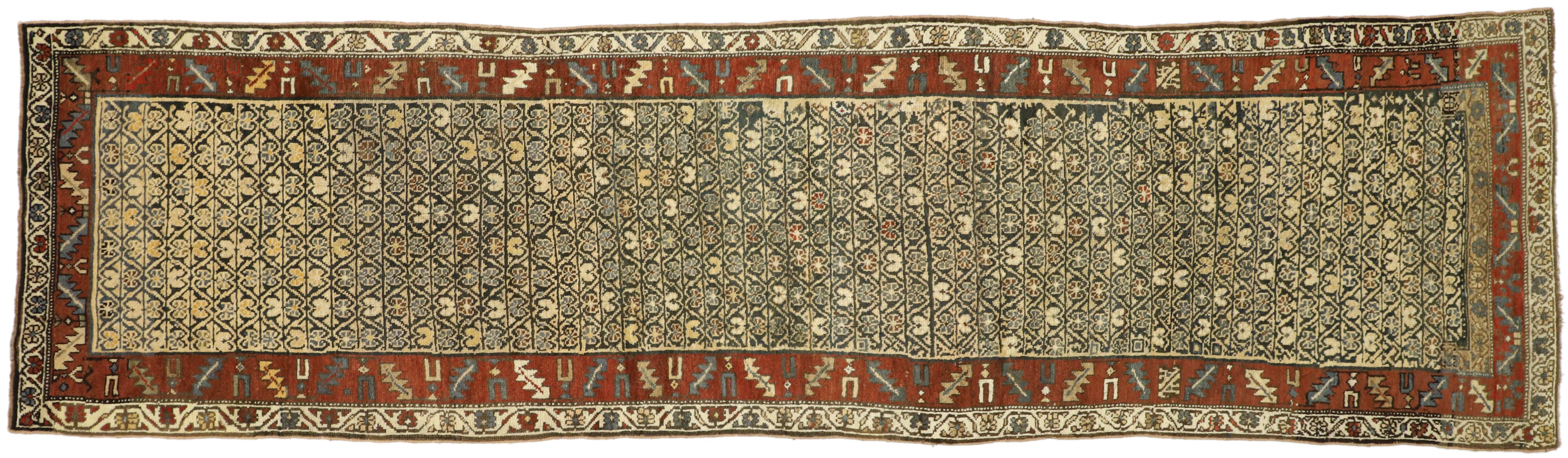 Antiker persischer kurdischer Flur-Läufer im Kunsthandwerk-Stil, antik im Angebot 1
