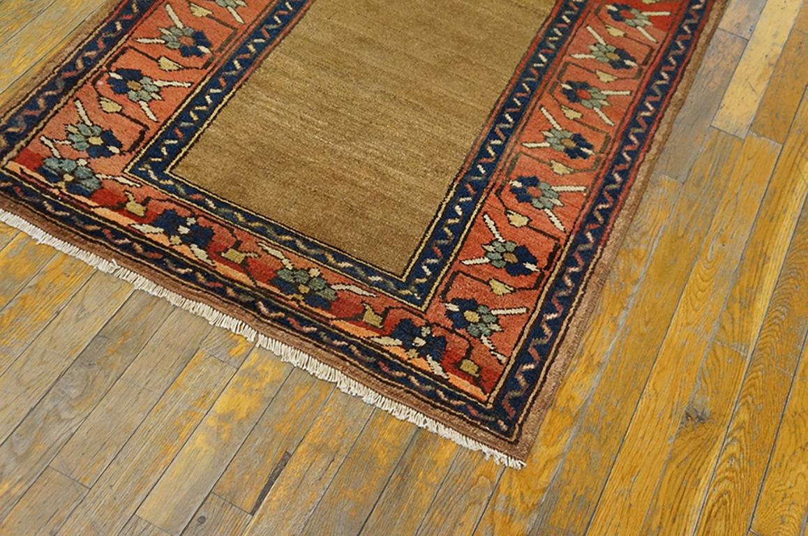 Spätes 19. Jahrhundert W. Persisch Kurdisch Läufer Teppich ( 3' x 10' - 91 x 328 ) im Angebot 1