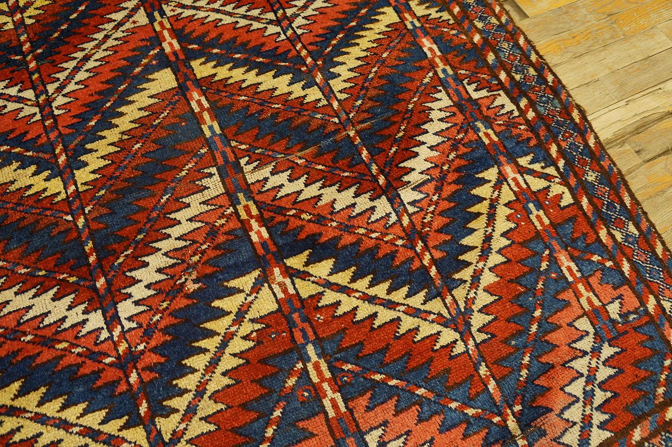 Late 19th Century NE Persian Quchan Carpet ( 4' x 4' 10'' - 122 x 147 cm )  For Sale 1