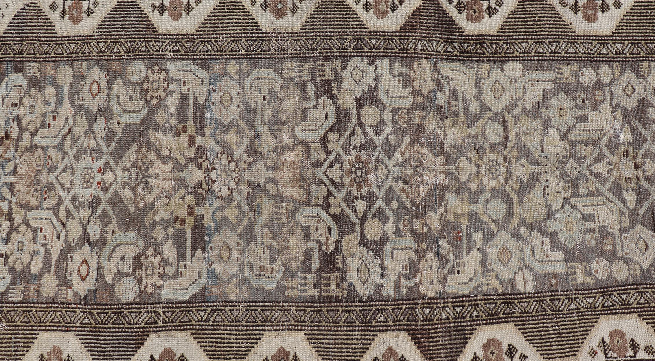Antique Persian Kurdish Rug with Geometric Motifs and Neutral Tones 3'1 x 6 In Good Condition For Sale In Atlanta, GA