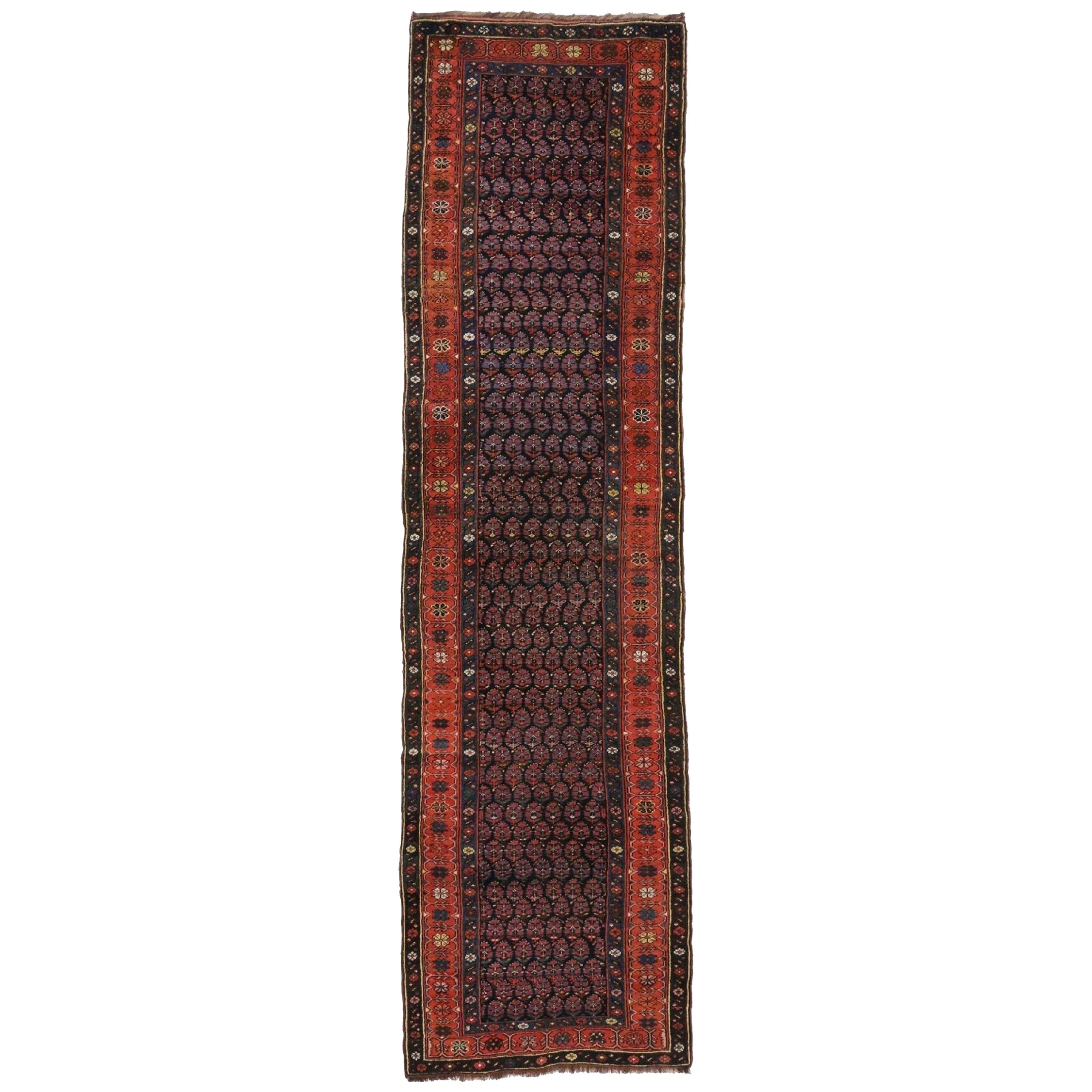 Tapis de couloir persan antique kurde avec motif Boteh, tapis de couloir en vente