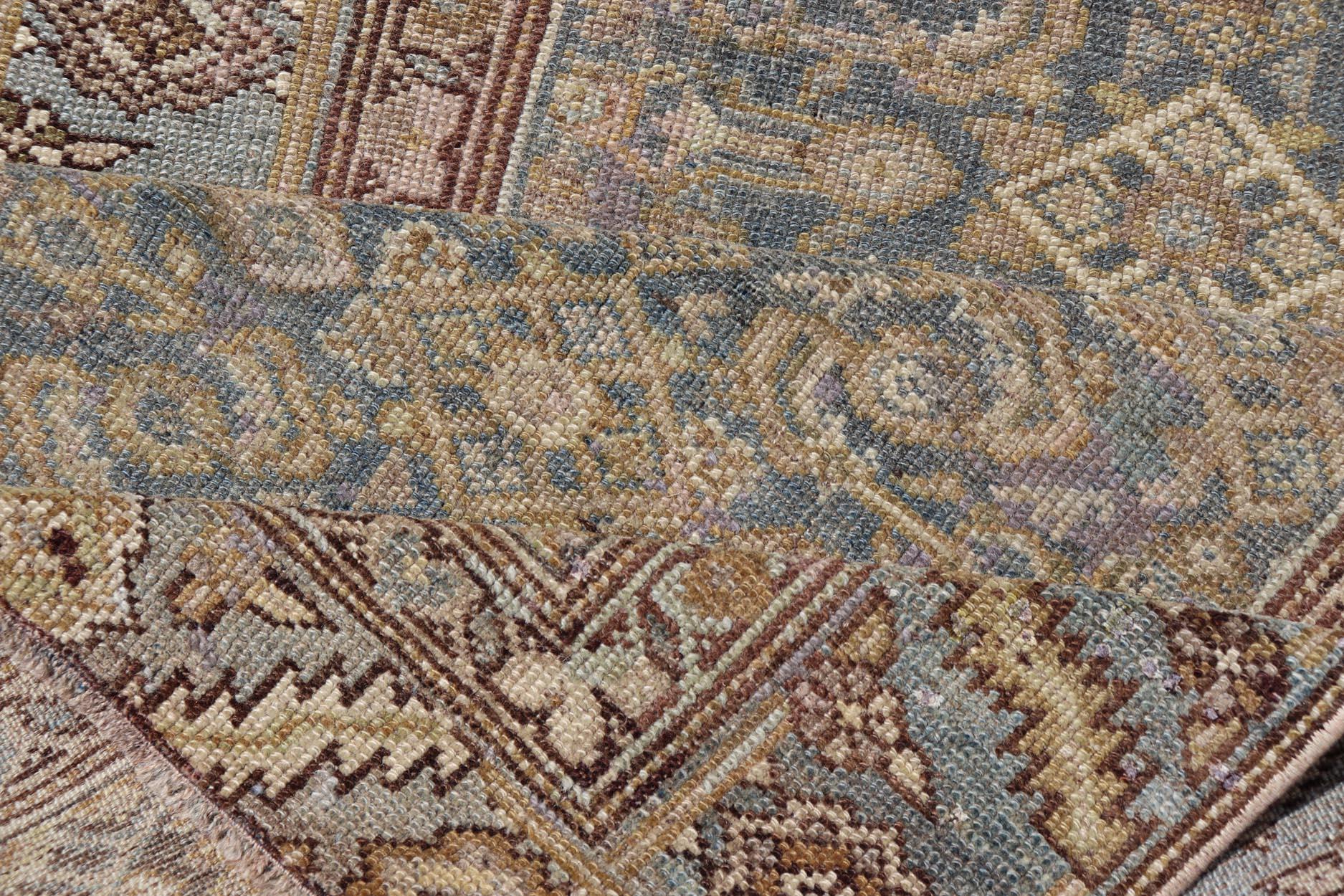Antigua Alfombra Persa Kurda con Suelo Descolorido y Diseño Repetido3'2 x 14'6 Lana en venta