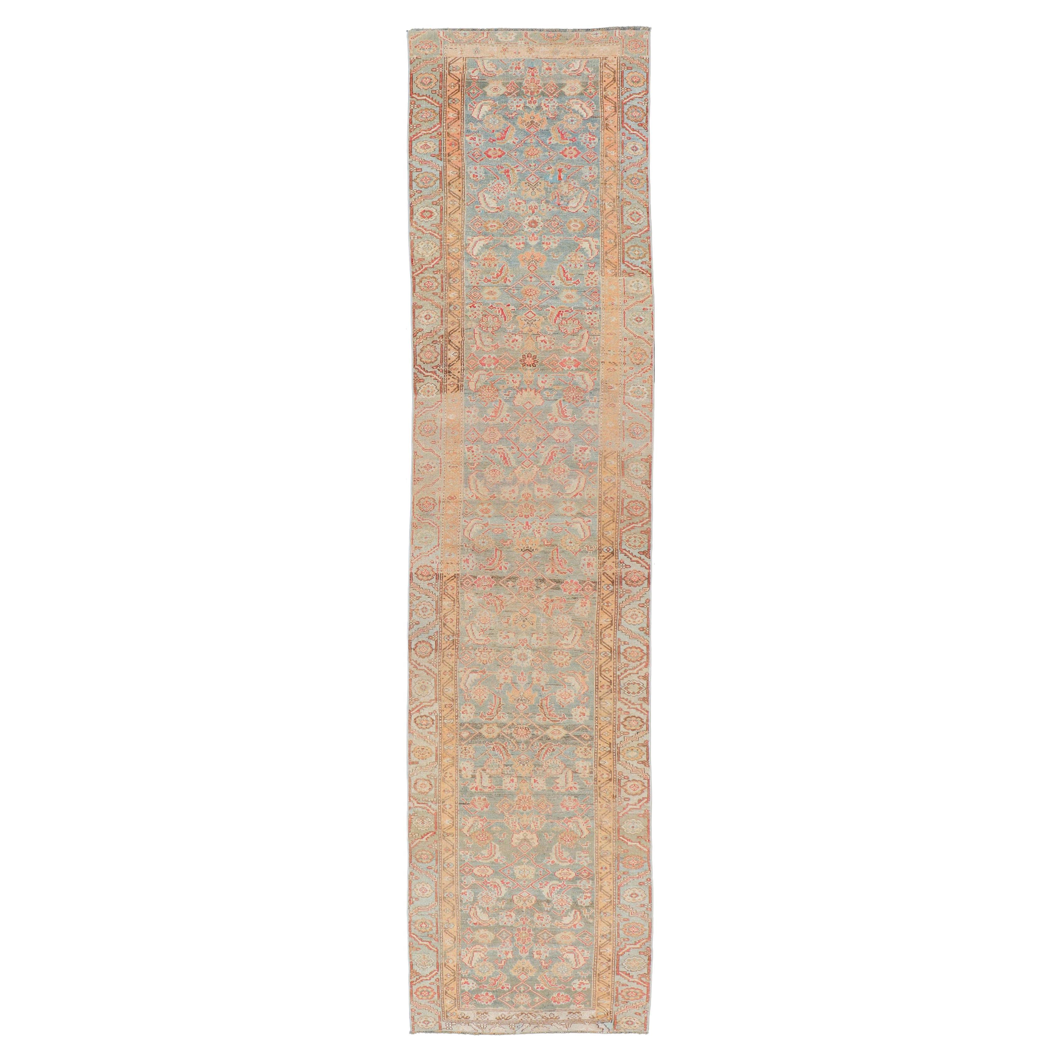 Tapis de couloir persan antique kurde avec motif Herati sous-géométrique sur toute sa surface