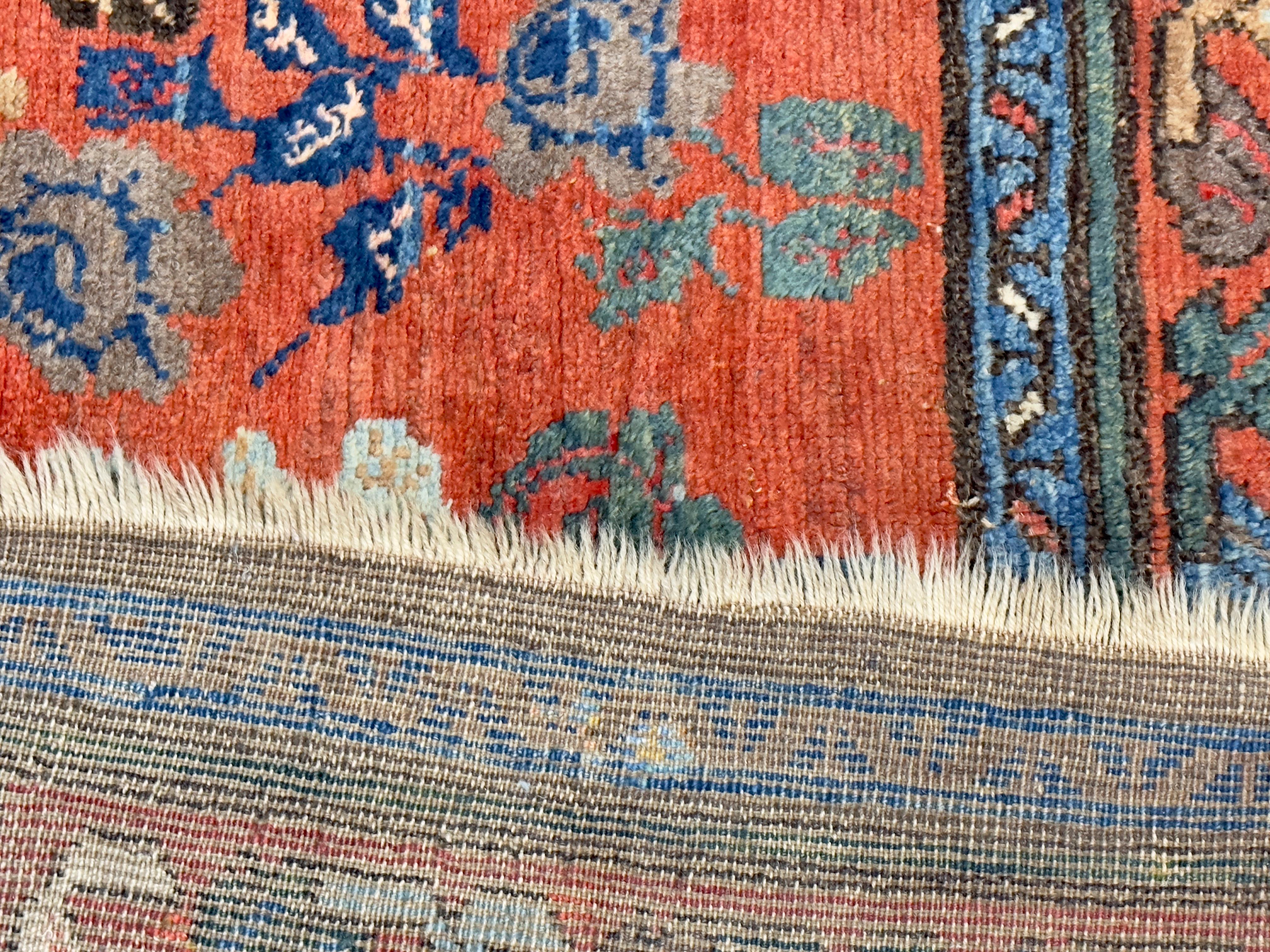 Tapis antique persan kurde tribal 3'10