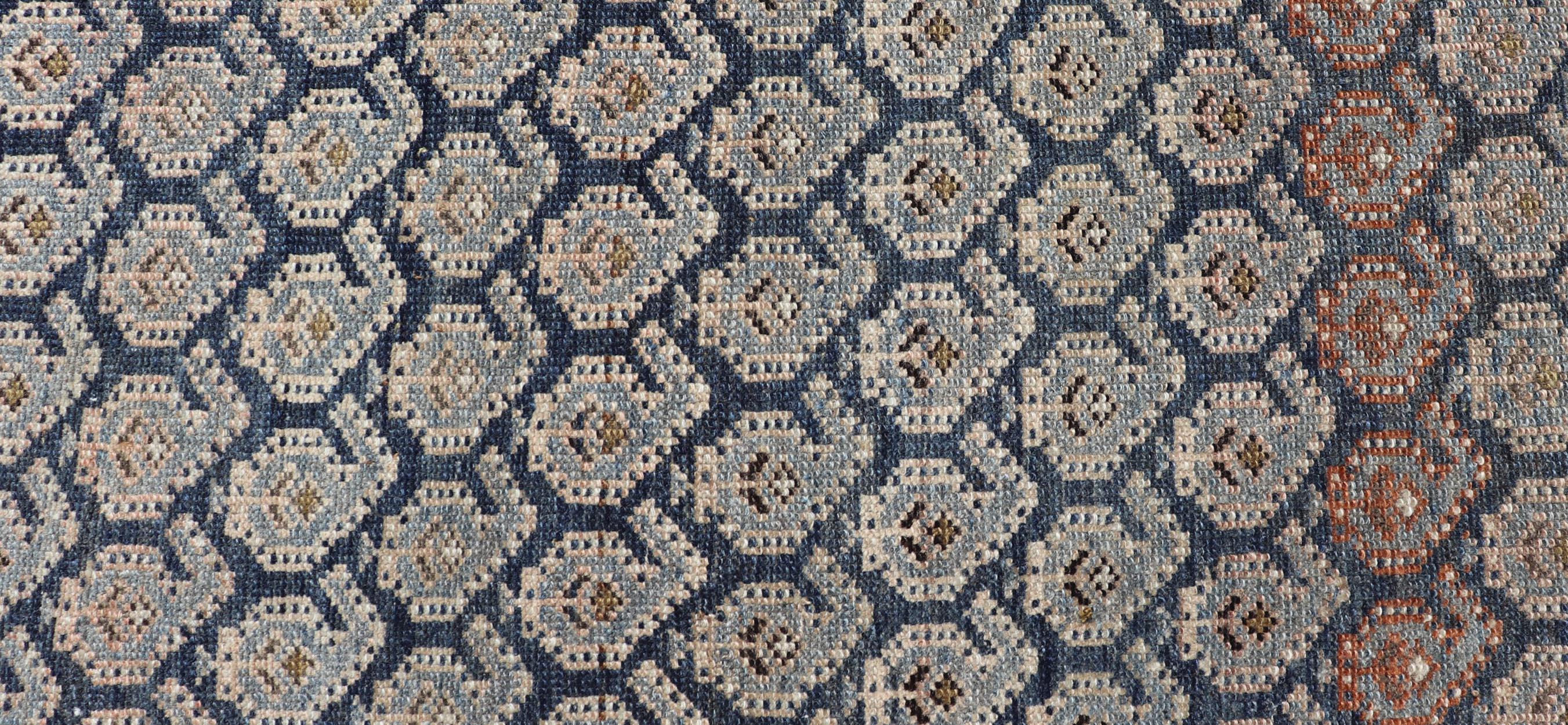 Antiker persischer Kurdischer Stammes-Läufer mit detailliertem All-Over-Design 2'1 x 9'4 im Angebot 2