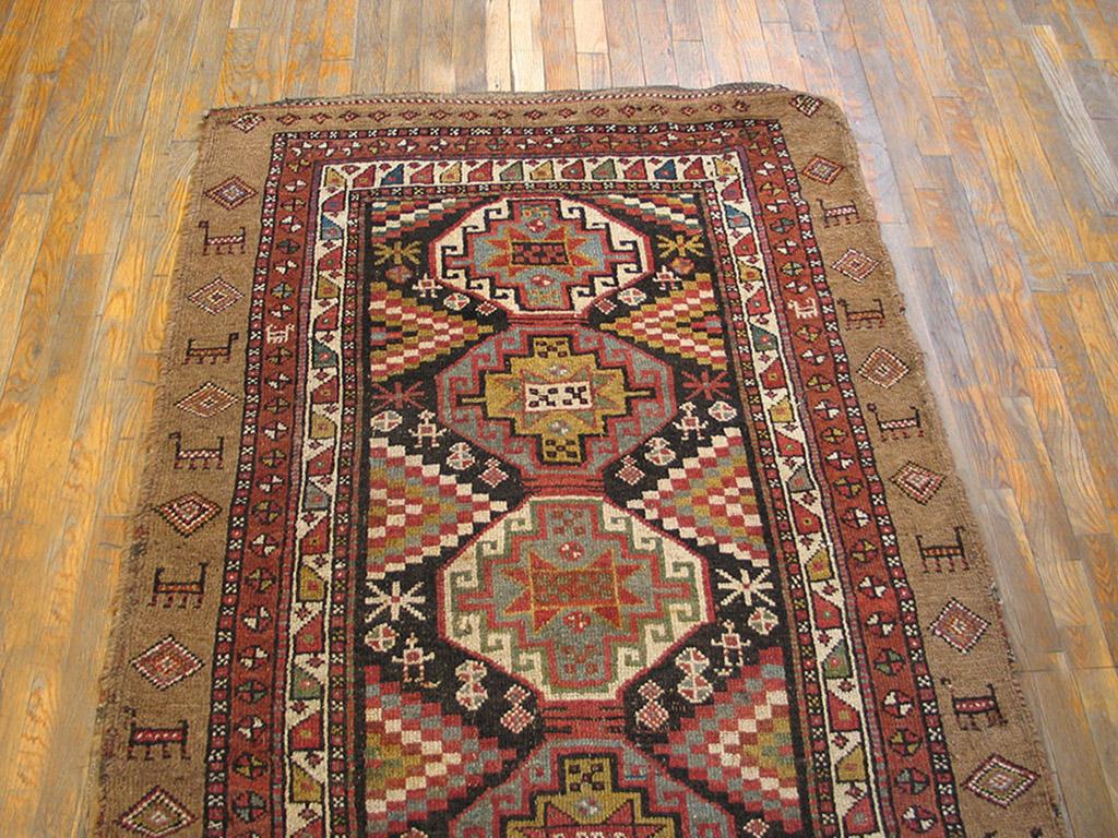 Antique Persian Kuridsh Rug In Good Condition For Sale In New York, NY