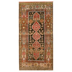 W. Persischer Kurdischer Teppich des frühen 20. Jahrhunderts ( 4'2" x 8'6" - 127 x 259")