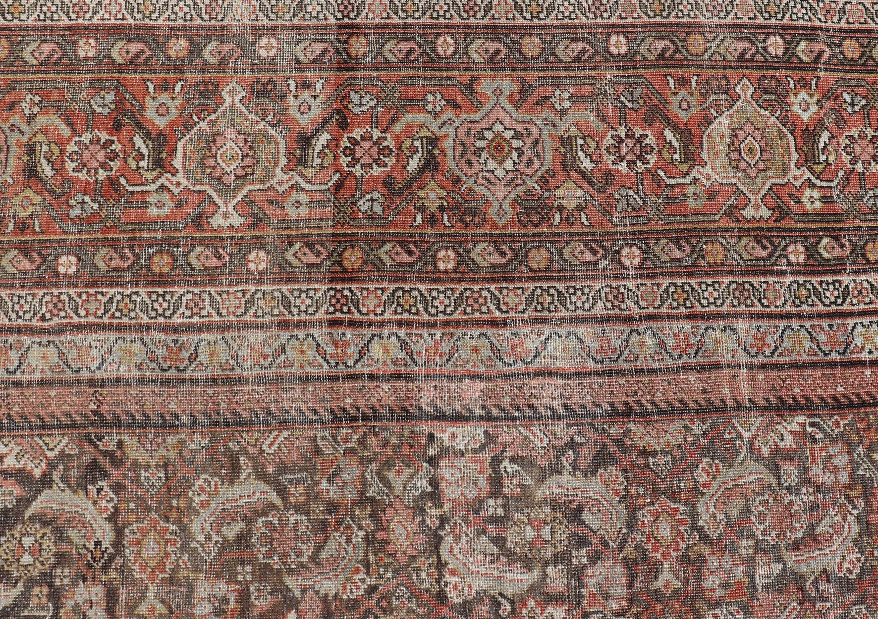Misure: 11'7 x 26'7 
Antico tappeto persiano Sultanabad Rugs di grandi dimensioni con calde tonalità terrose 11'7 x 26'7. 
Keivan Woven Arts/ tappeto/KB-TRA-512, paese d'origine/tipo: Iran / Sultanabad, circa 1890.

Questo straordinario tappeto