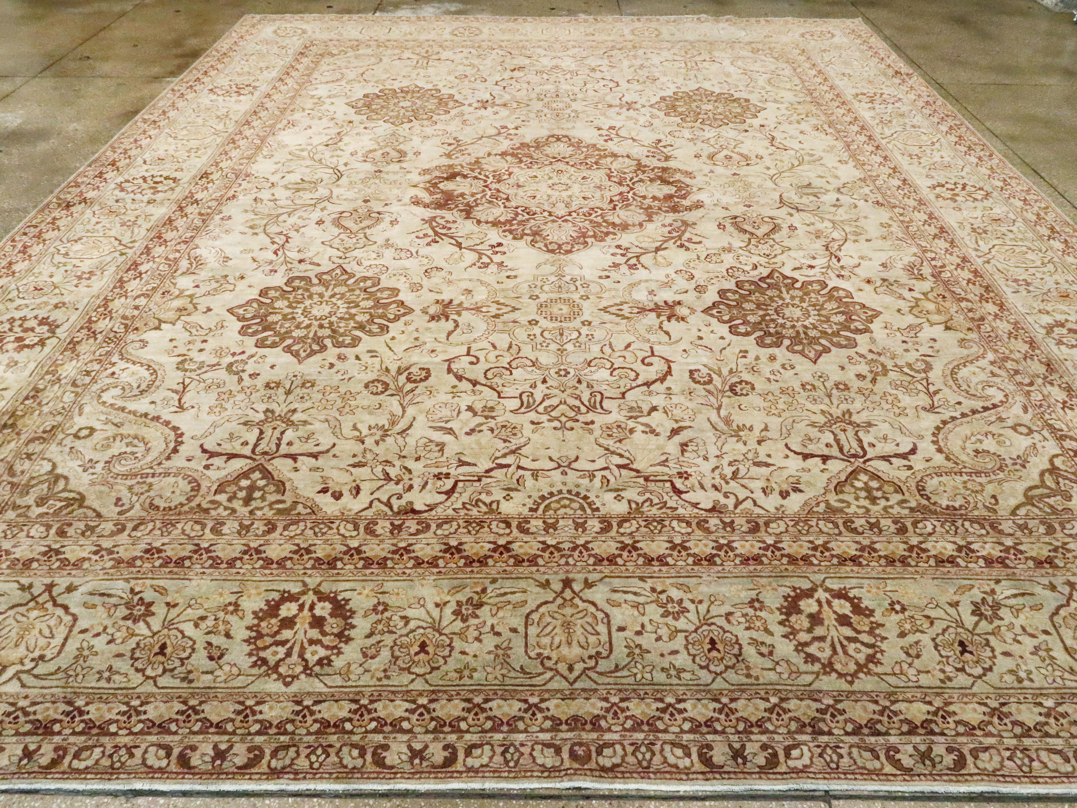 Antique Persian Lavar Kerman Carpet In Good Condition For Sale In New York, NY