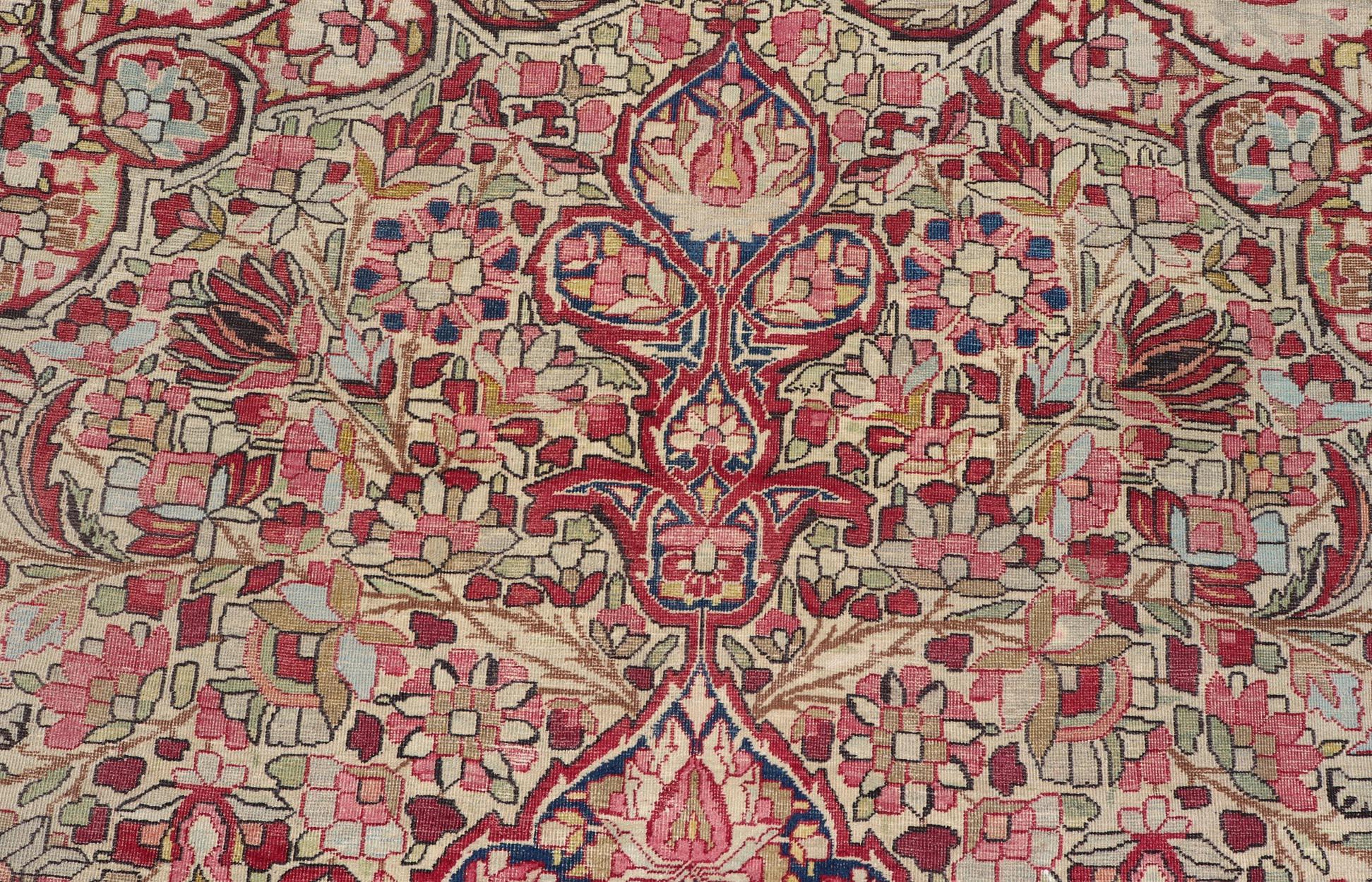 Antique Persian Lavar Kerman Medallion Rug With Intricate Design  In Good Condition For Sale In Atlanta, GA