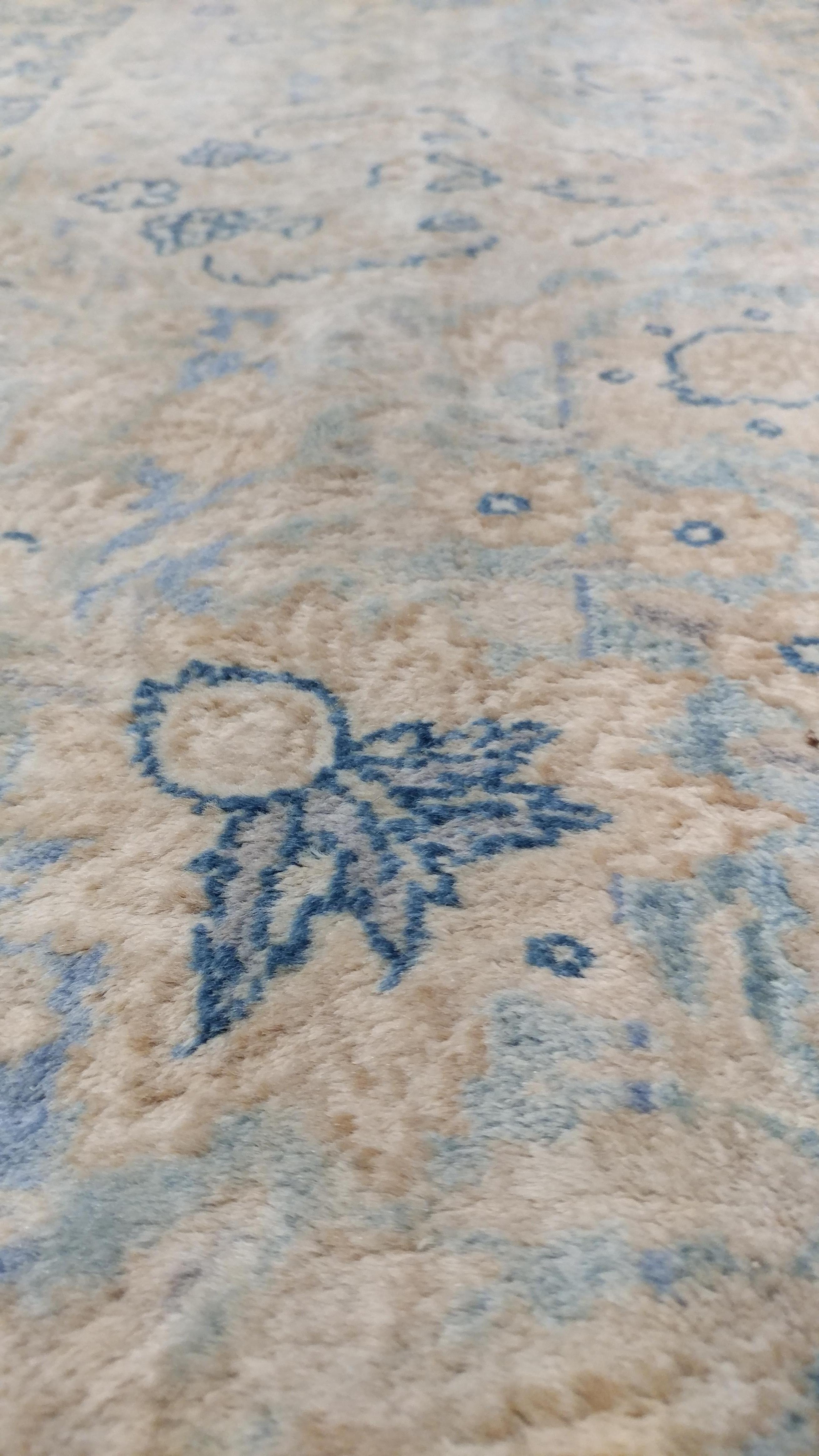 Perse Tapis persan ancien Lavar Kerman Oriental, fait à la main, ivoire, bleu en vente