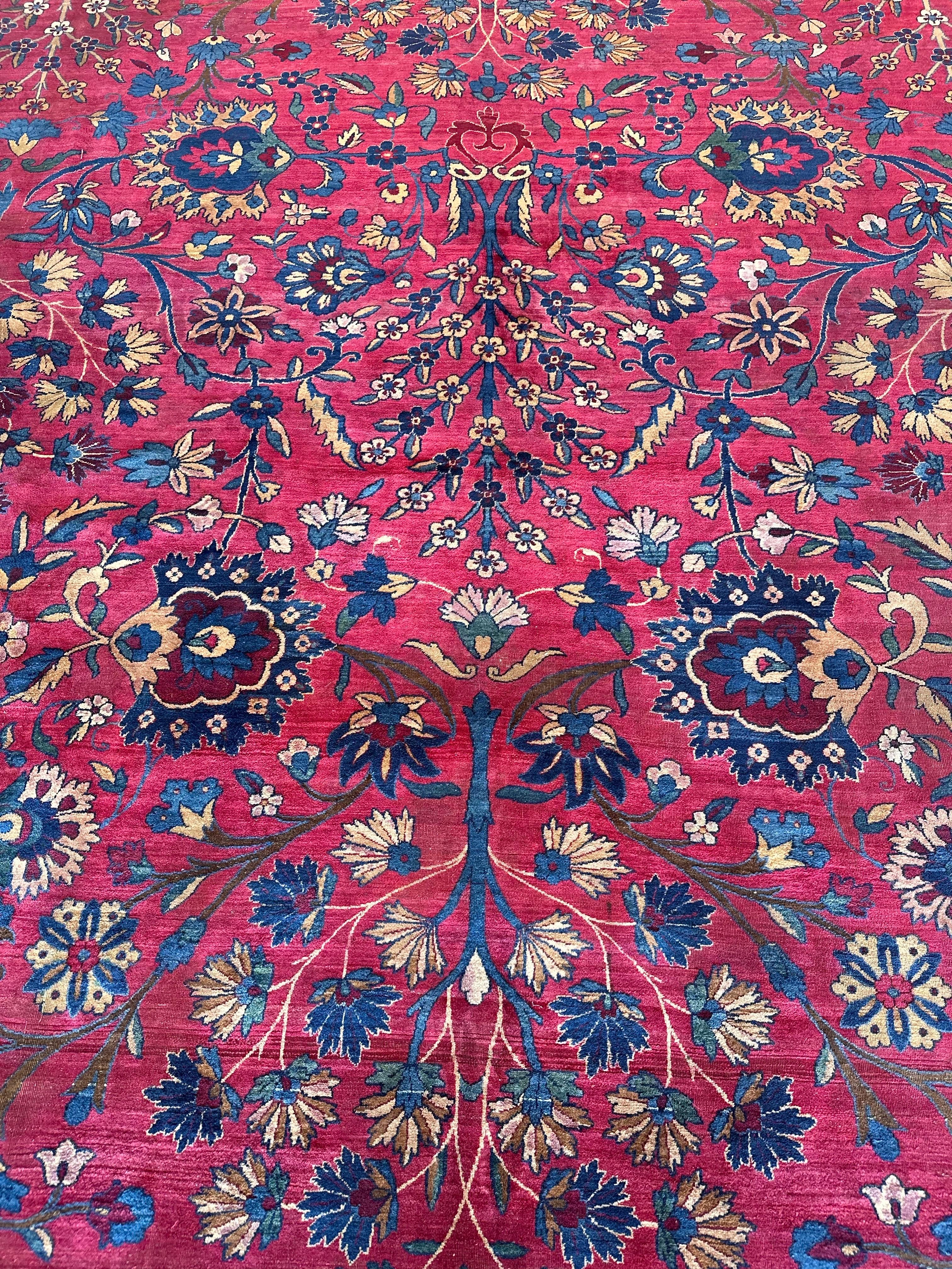 Tapis oriental persan ancien Lavar Kerman, fait à la main, rouge, ivoire, bleu clair en vente 9