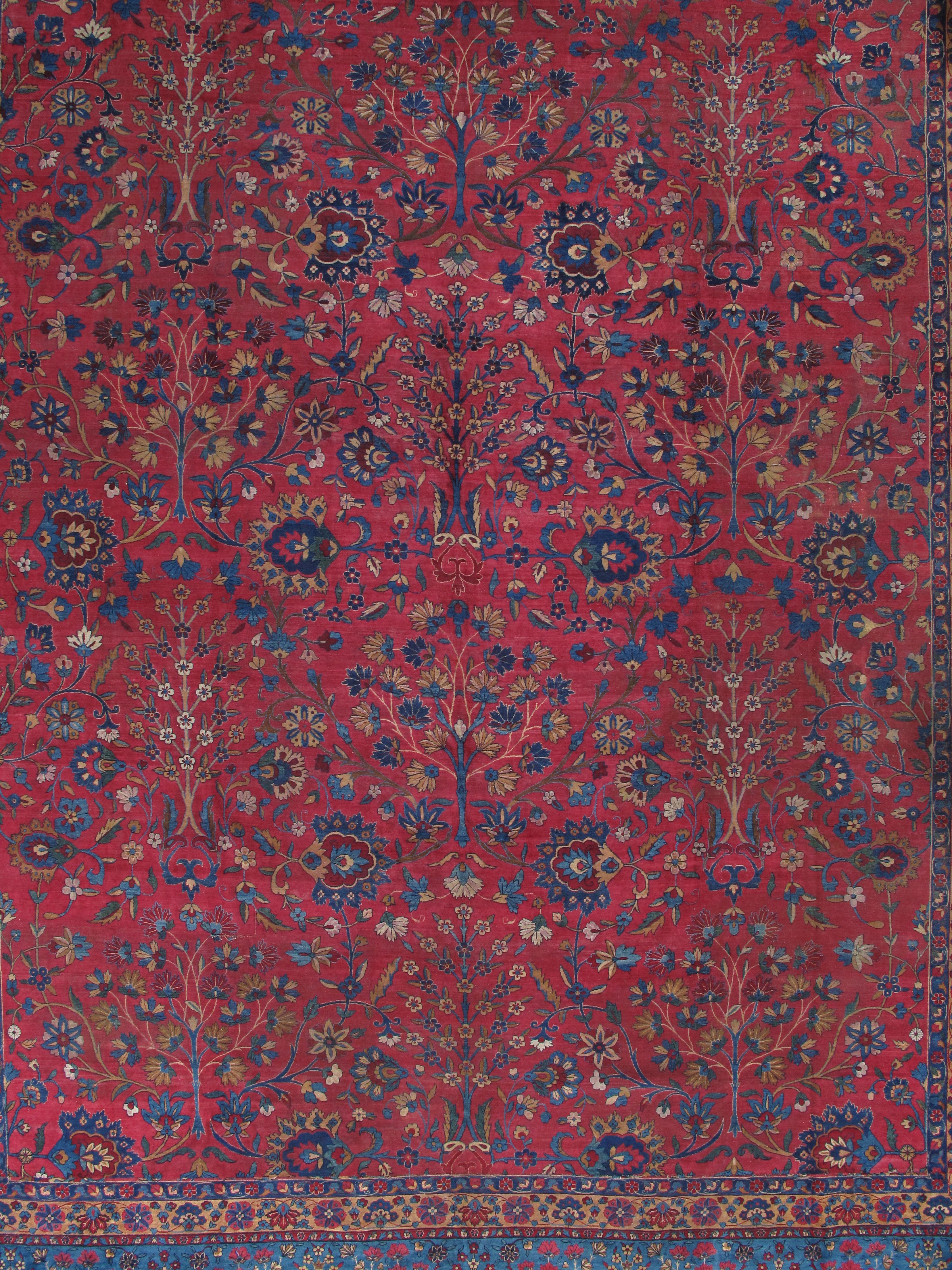 20ième siècle Tapis oriental persan ancien Lavar Kerman, fait à la main, rouge, ivoire, bleu clair en vente
