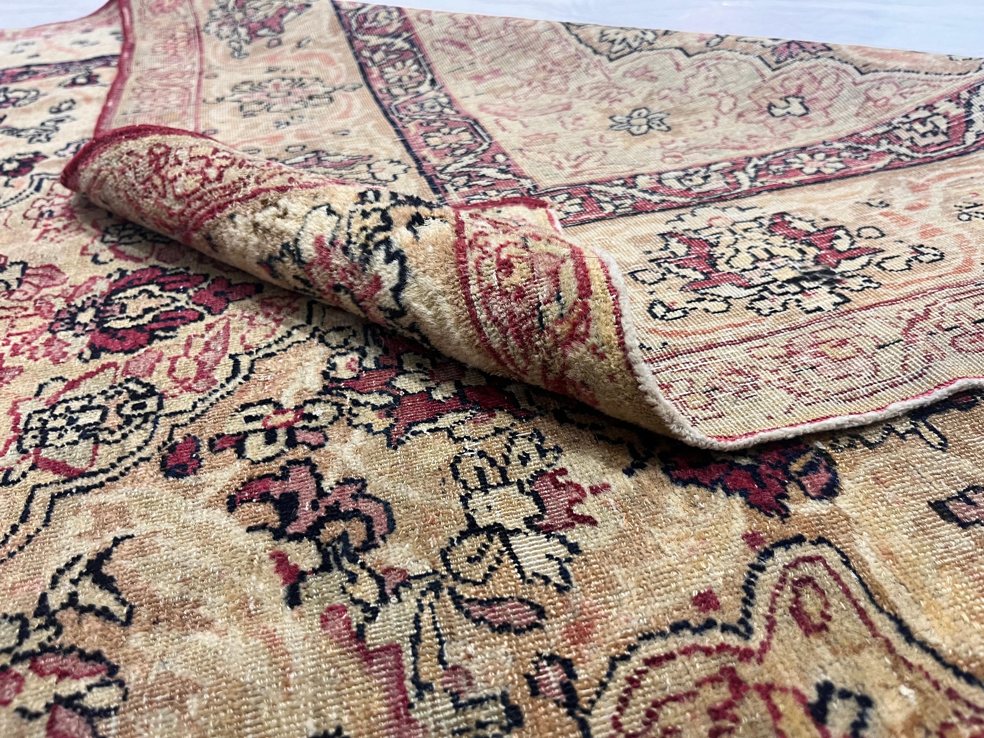 Tapis ancien persan Lavar Kerman 4'2 x 6'6