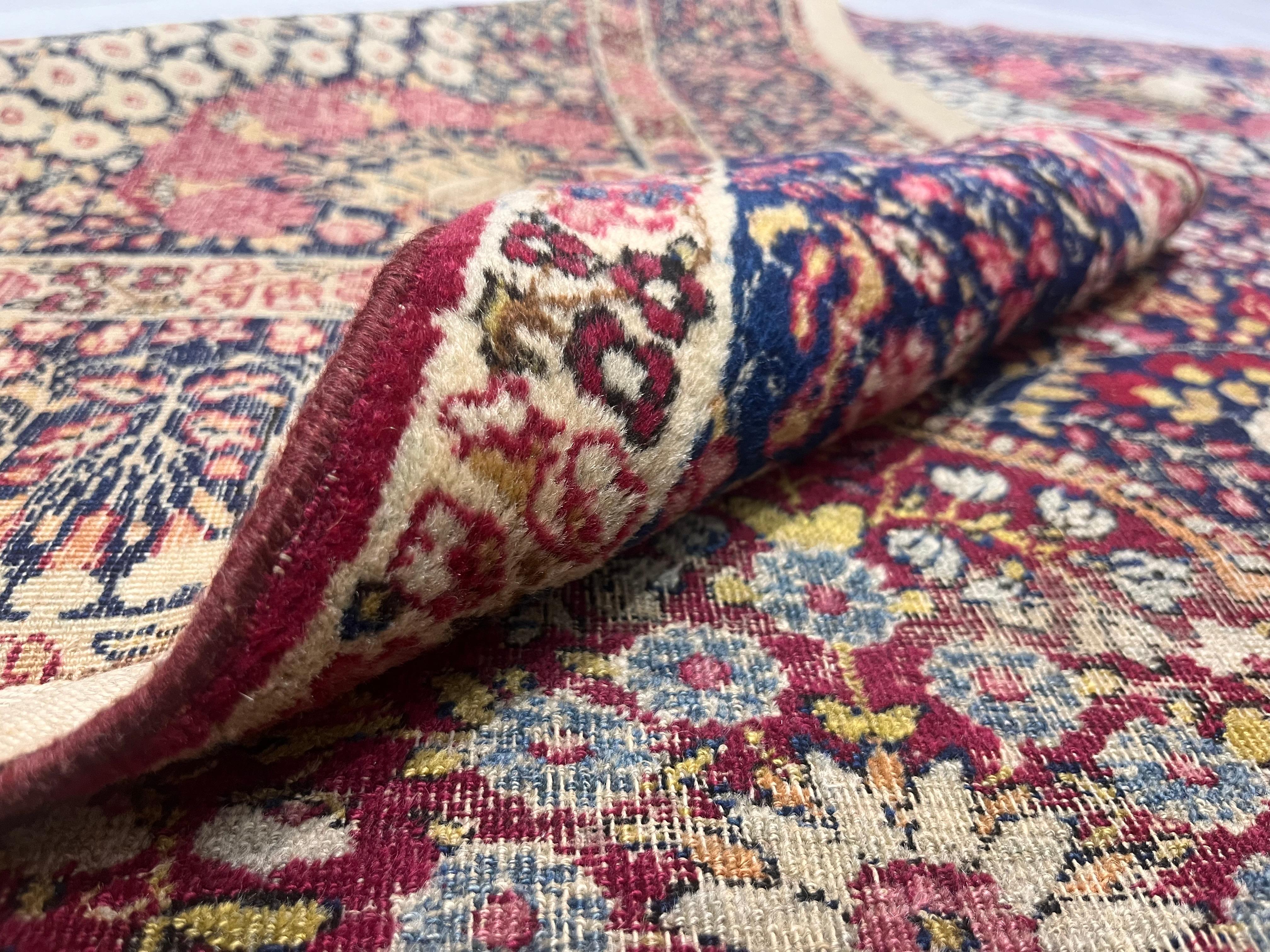Tapis ancien persan Lavar Kerman 4'6