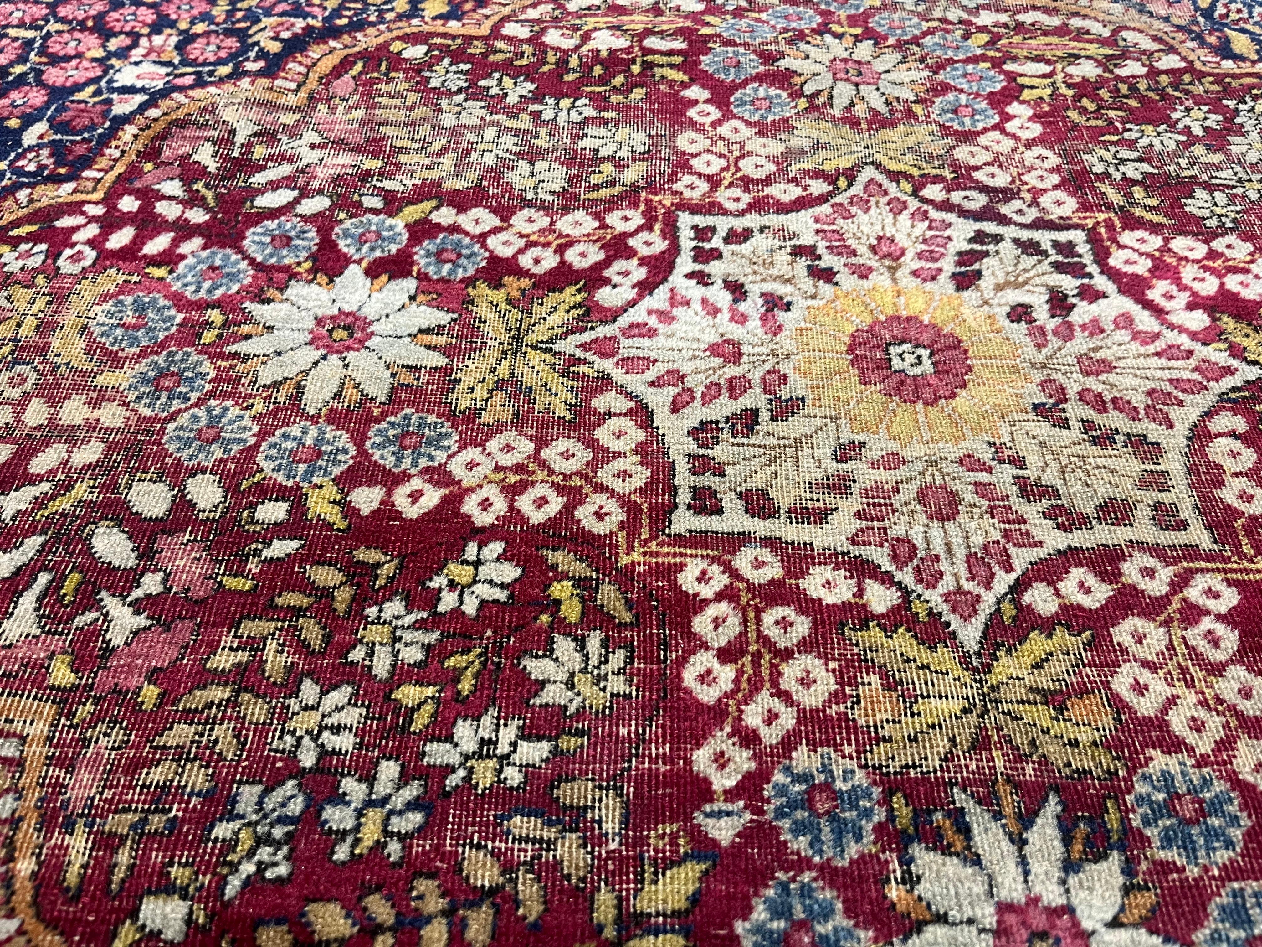 Tapis ancien persan Lavar Kerman 4'6