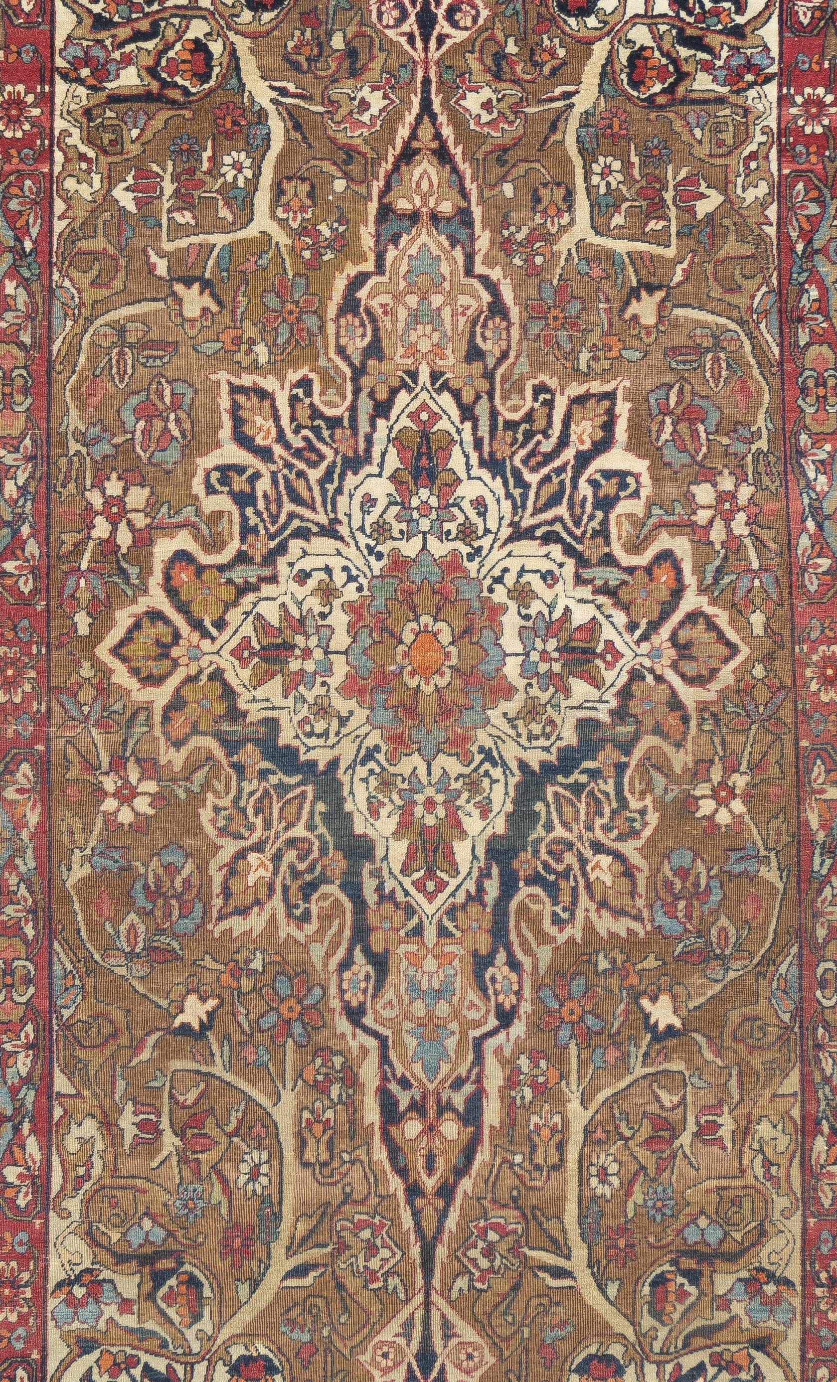 Antiker persischer Lavar Kerman-Teppich 4'6'' x 7'7'' (Persisch) im Angebot