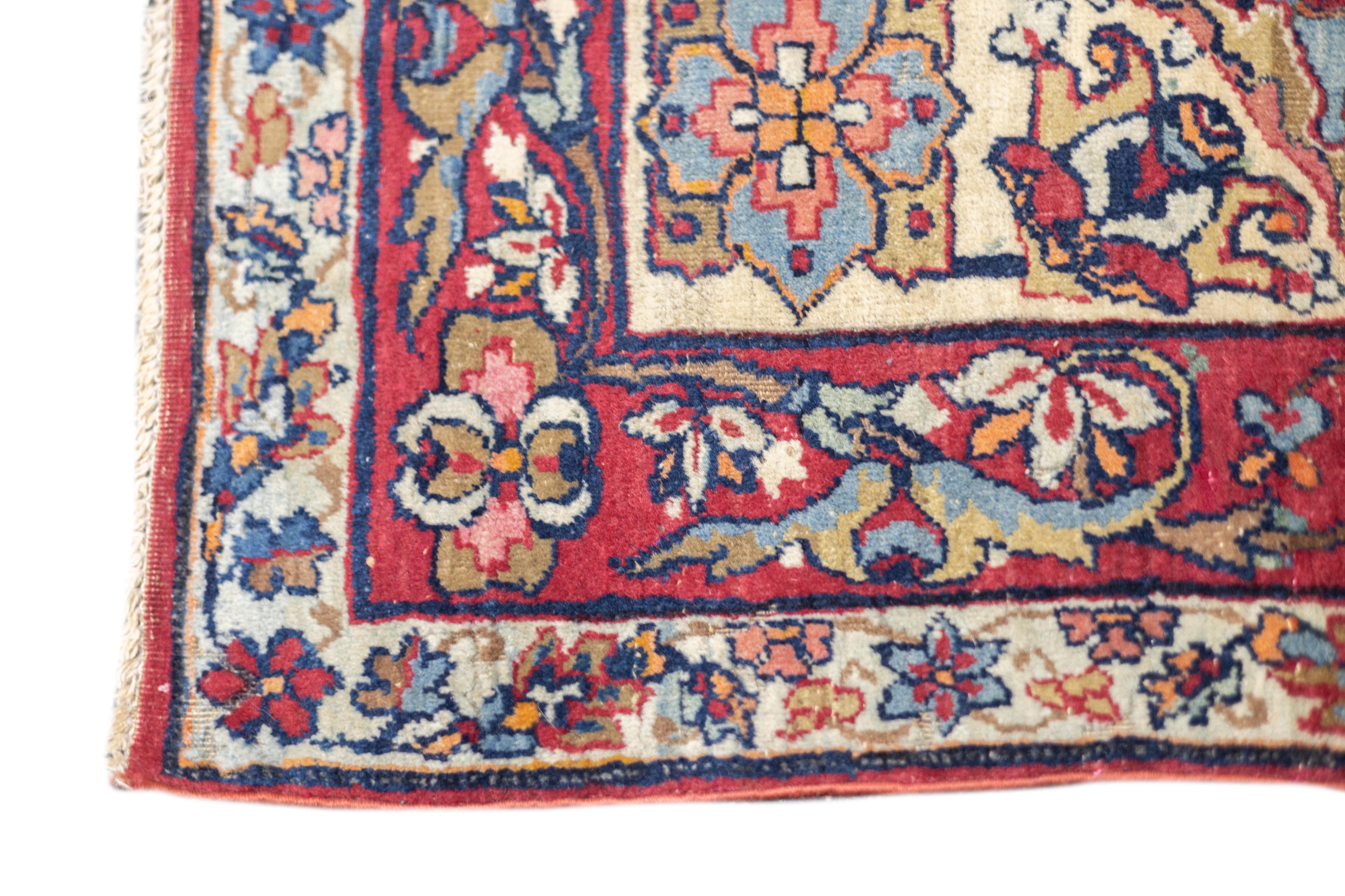 Antiker persischer Lavar Kerman-Teppich 4'6'' x 7'7'' (19. Jahrhundert) im Angebot